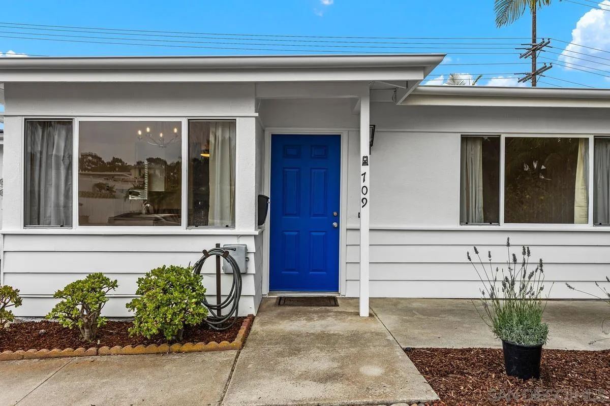 https://cdn.realtyfeed.com/cdn/127/250036319/b31281d24b0f44bf7c62dccc0b5a2aa2.webp
