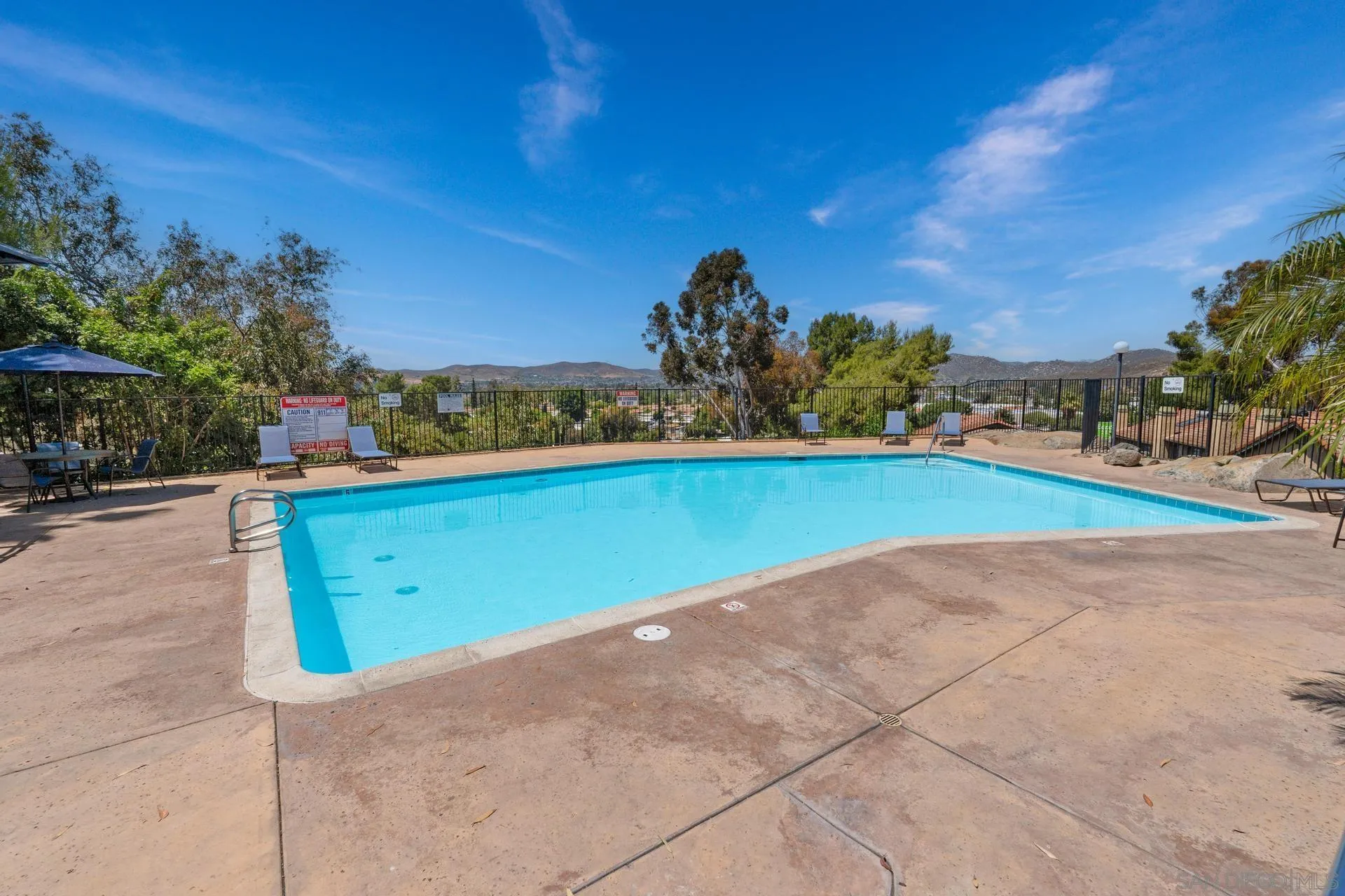 https://cdn.realtyfeed.com/cdn/127/250036320/1d1c8448ca37a205b72b6f0f4f65d04b.webp