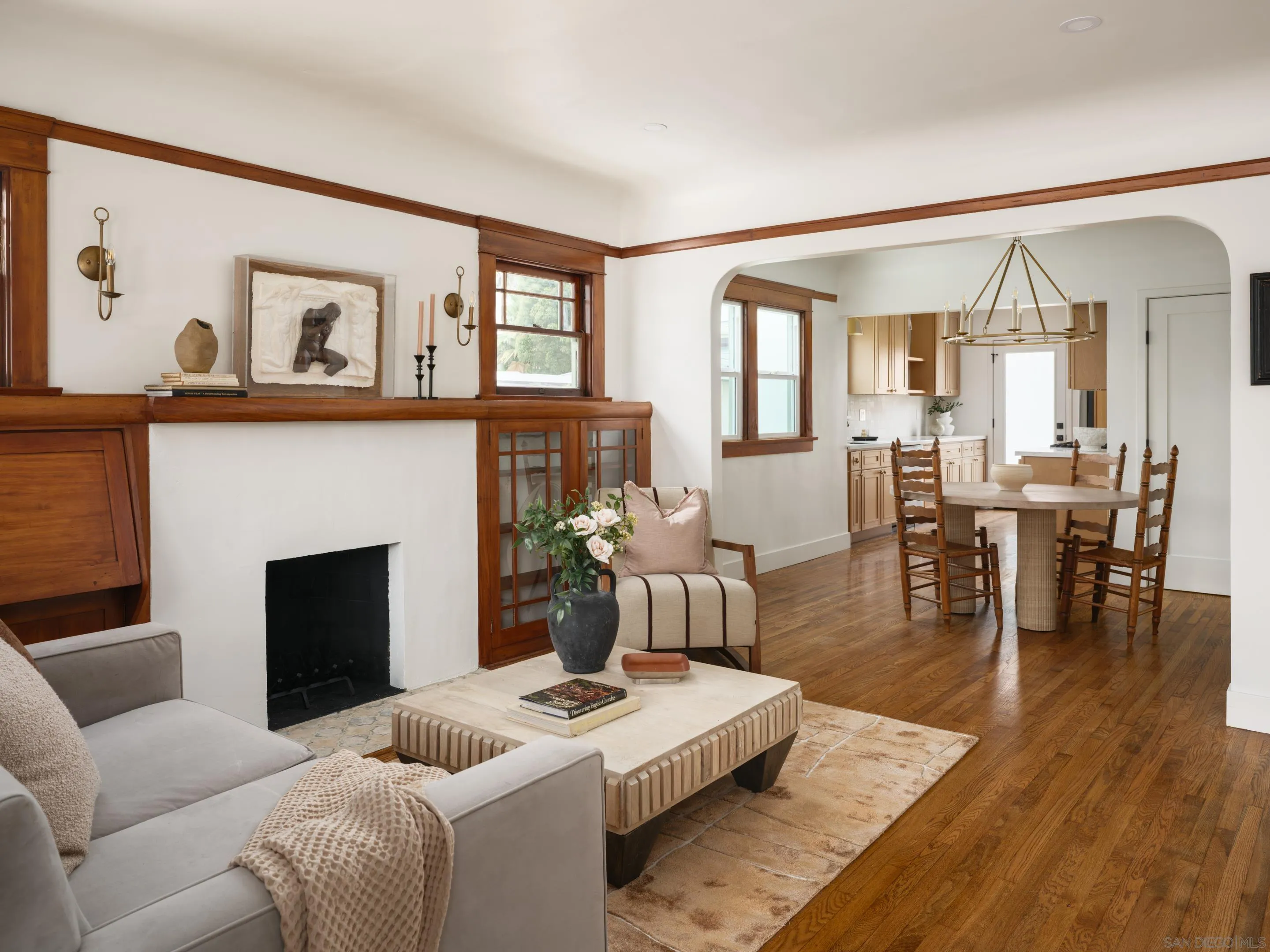 https://cdn.realtyfeed.com/cdn/127/250036321/8163884058b8e0cb024188c1febad585.webp