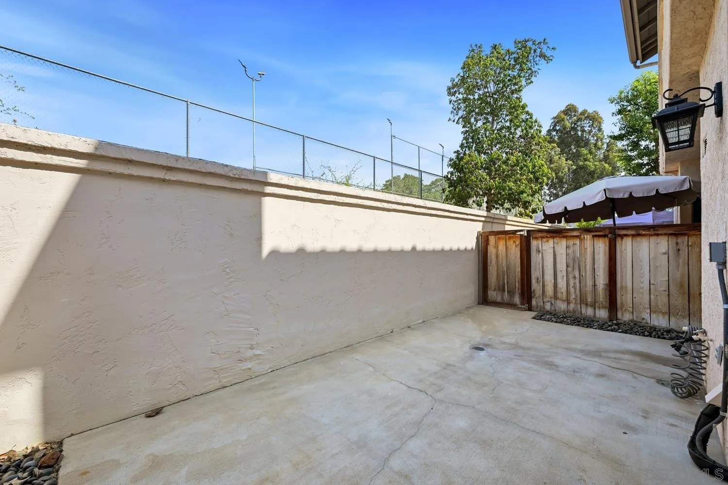 https://cdn.realtyfeed.com/cdn/127/250036323/ef71db44fcefb60c8c2812d2e27bf7d1.webp