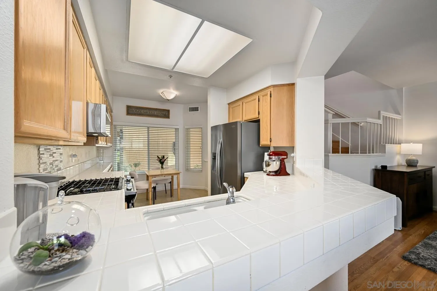 https://cdn.realtyfeed.com/cdn/127/250036323/f592621a5f618be7e44a029d53851b59.webp