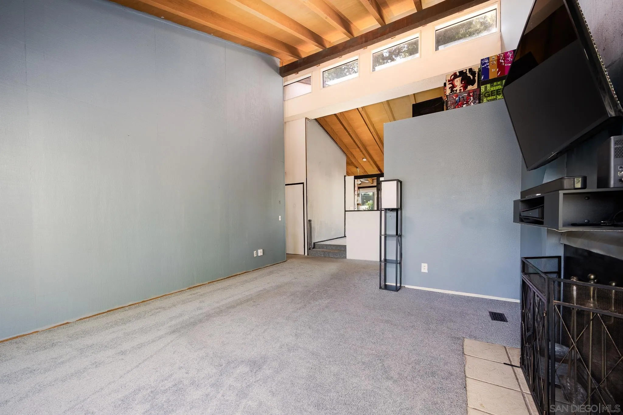 https://cdn.realtyfeed.com/cdn/127/250036324/0ff8500ba04d281173d39045ccfa5245.webp