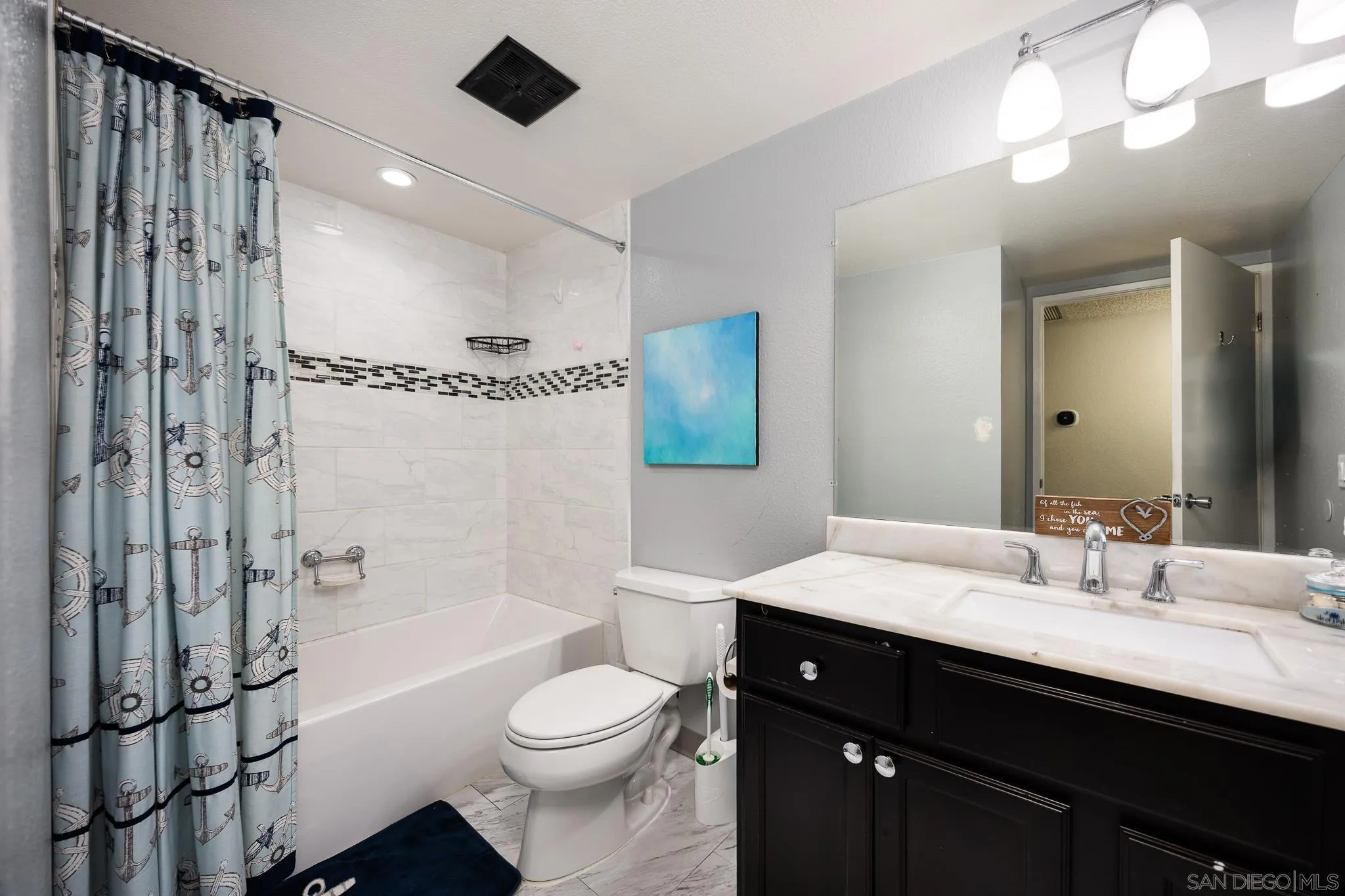 https://cdn.realtyfeed.com/cdn/127/250036324/64a7baccdf5a344fe30ea836e2b28632.webp