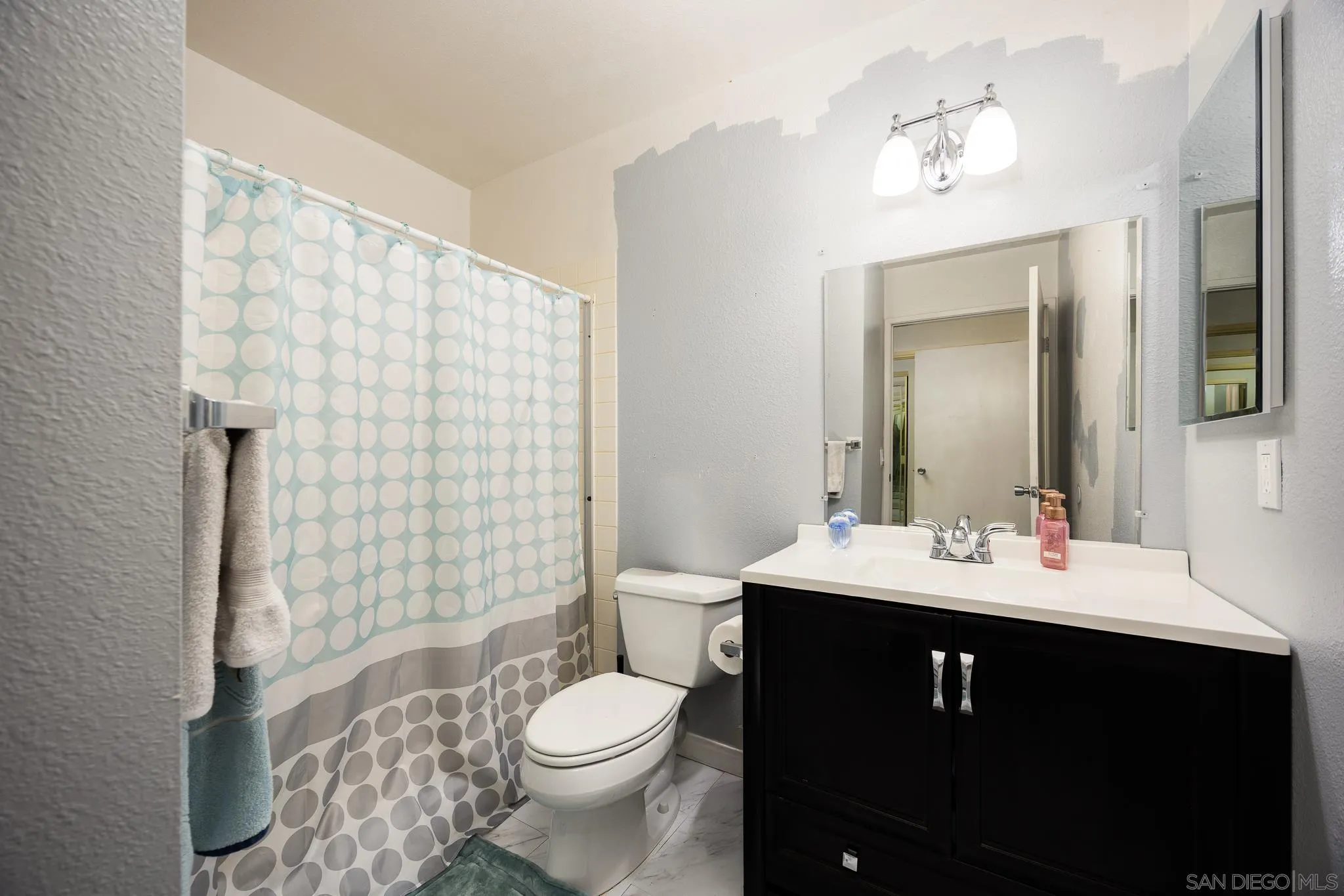 https://cdn.realtyfeed.com/cdn/127/250036324/a12e8b9de6290a98e9bfdb916fa7d4e0.webp