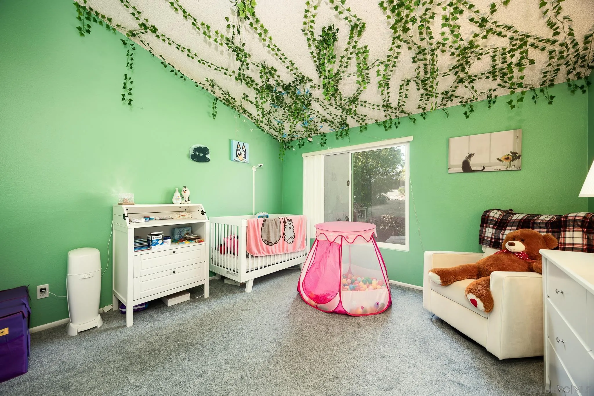https://cdn.realtyfeed.com/cdn/127/250036324/c3424920005e7b1f2fecb7dca805dbab.webp