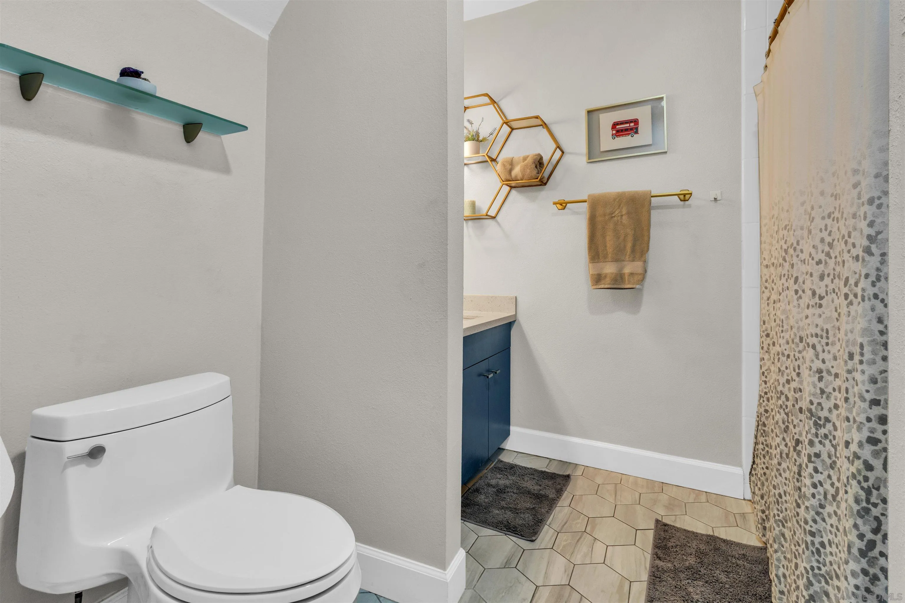 https://cdn.realtyfeed.com/cdn/127/250036325/5c87e32c8274e0f6d9a480dd51cb1e93.webp