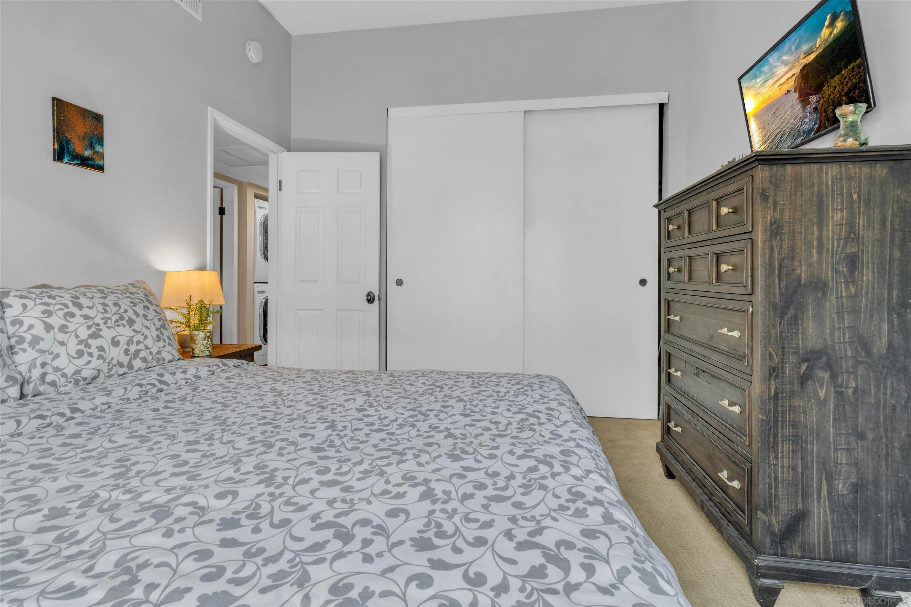 https://cdn.realtyfeed.com/cdn/127/250036325/7c32a0c8fc86c95e0c908c1bc0cfd418.webp