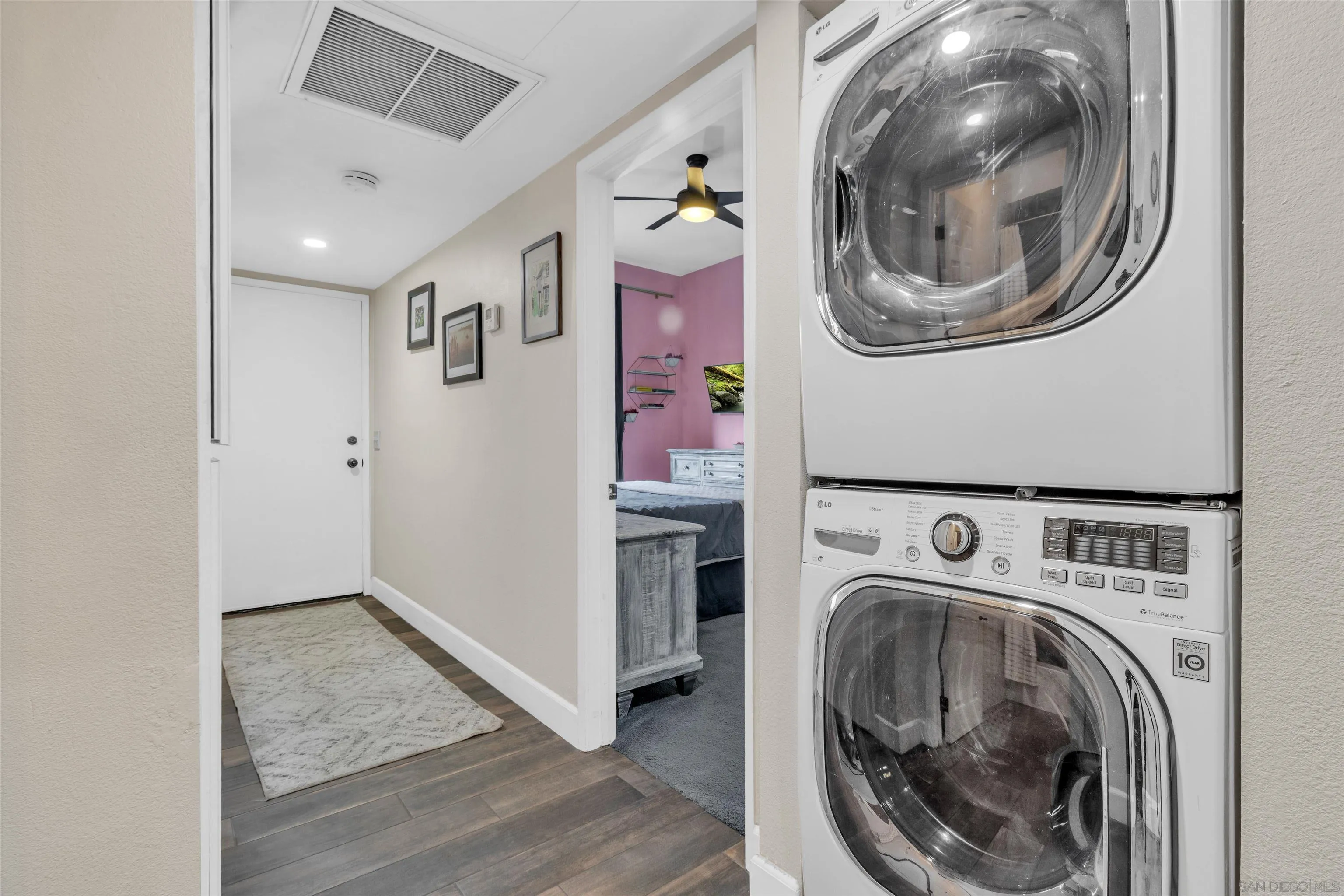https://cdn.realtyfeed.com/cdn/127/250036325/f8813be515c4aa5cb7bfd73c542d03c7.webp