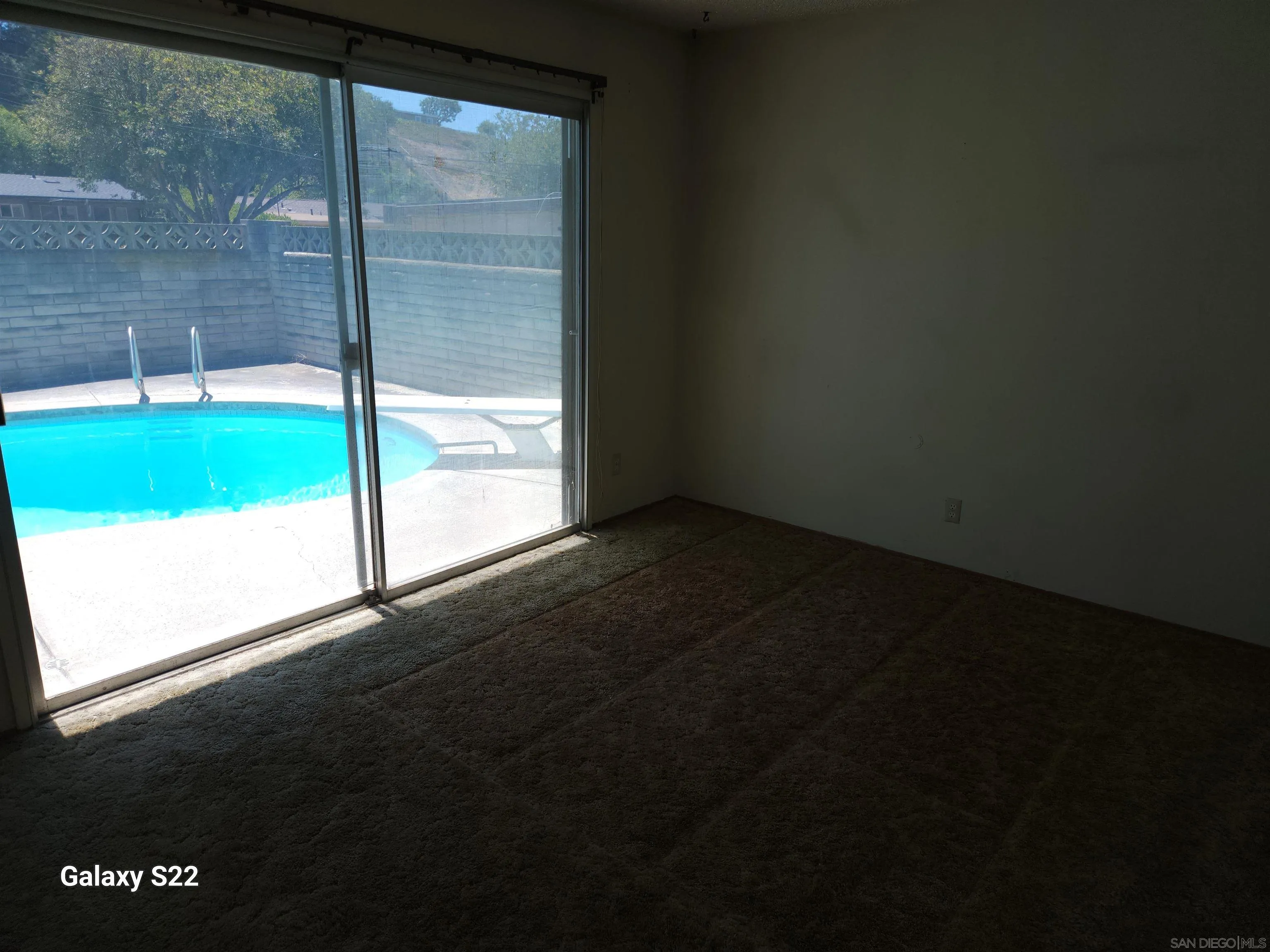 https://cdn.realtyfeed.com/cdn/127/250036326/604fc1c4bb0a8fd09e86ef4bccc6e028.webp