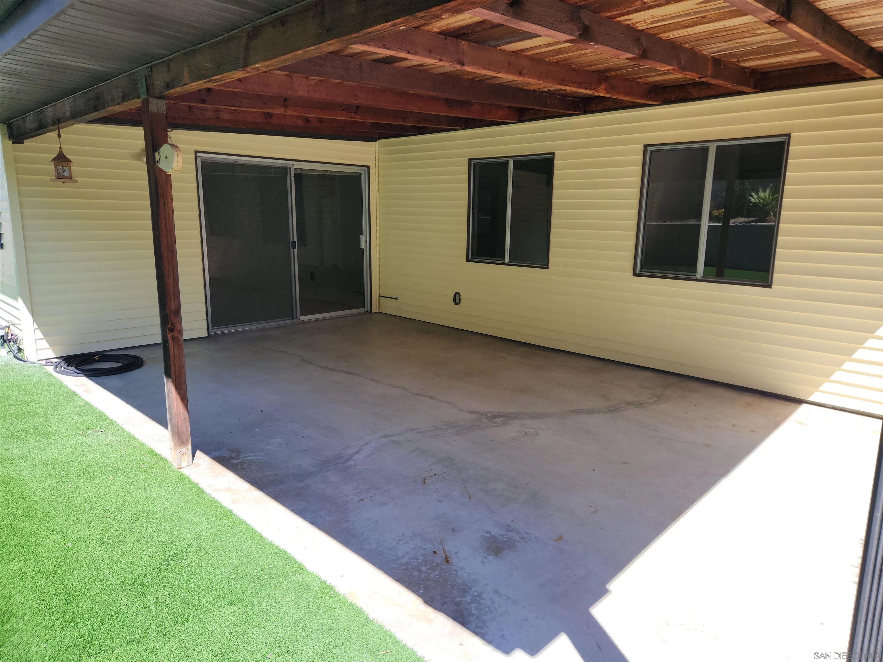 https://cdn.realtyfeed.com/cdn/127/250036326/60fbd5cb403fdfd32eadcefe586c733b.webp