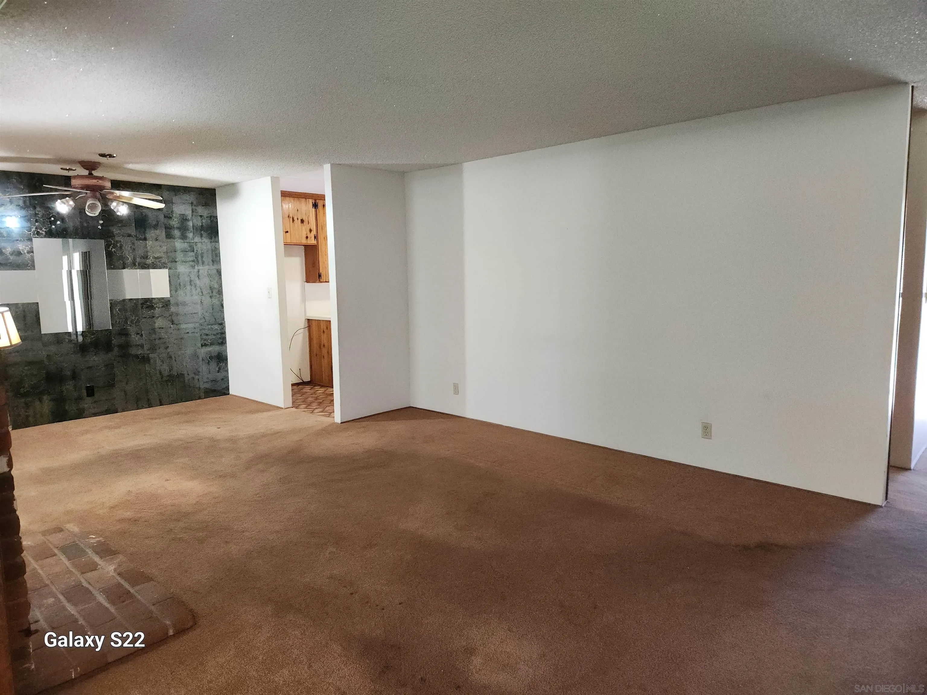 https://cdn.realtyfeed.com/cdn/127/250036326/d698723ecbcffc97db51b0880437c8ee.webp