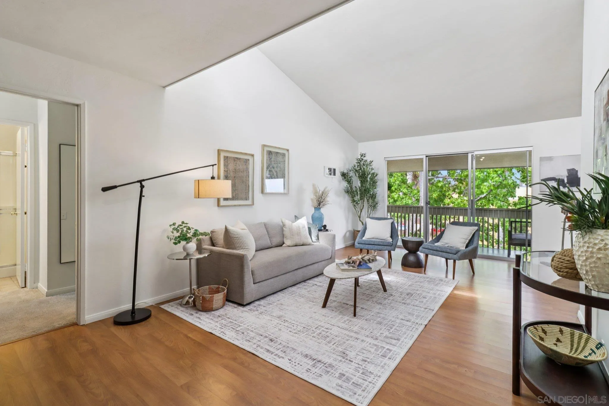 https://cdn.realtyfeed.com/cdn/127/250036327/7c9dea2414ee3d9300d15ea7031d6ade.webp