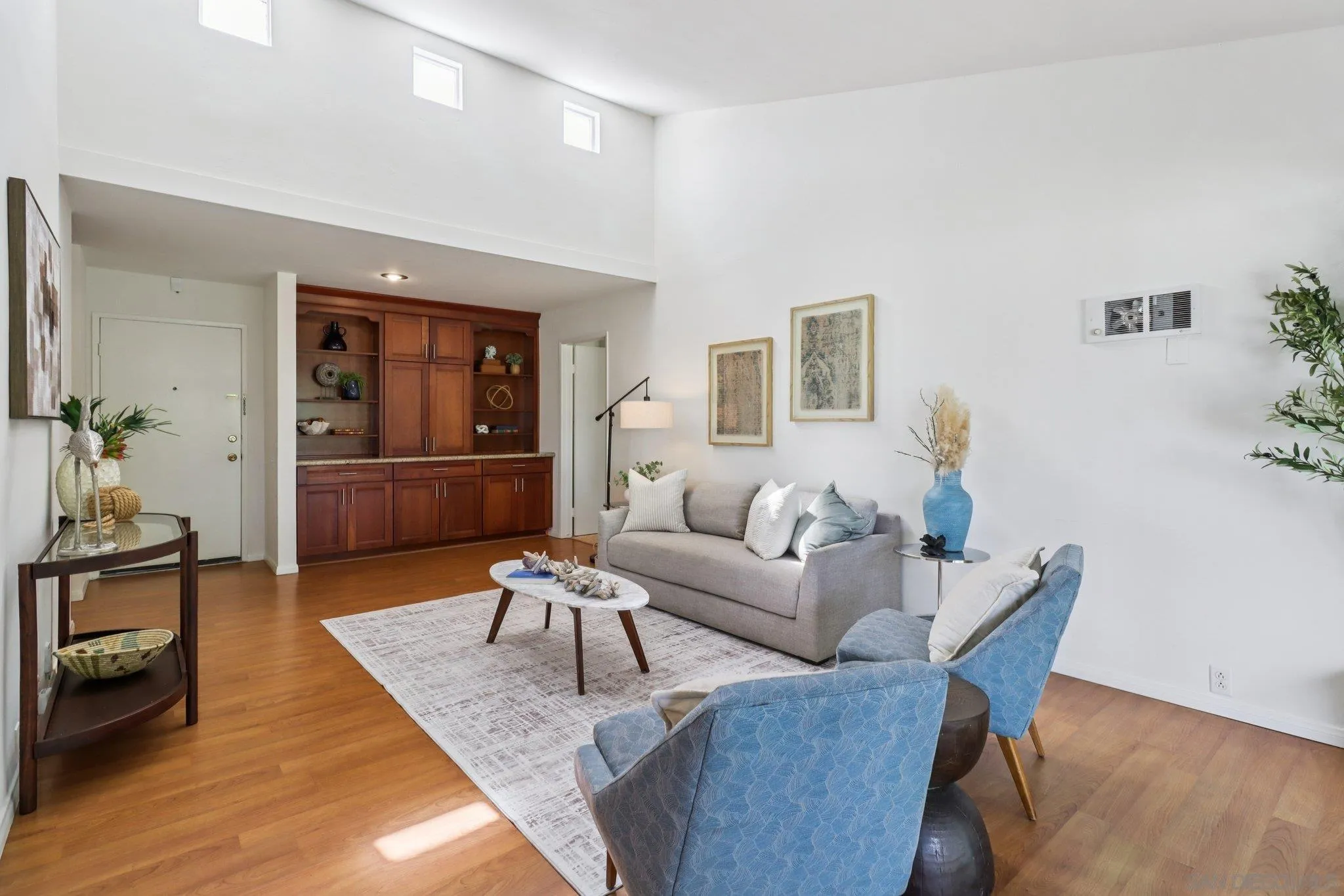 https://cdn.realtyfeed.com/cdn/127/250036327/abfef146abcb1131edd673cff122f306.webp