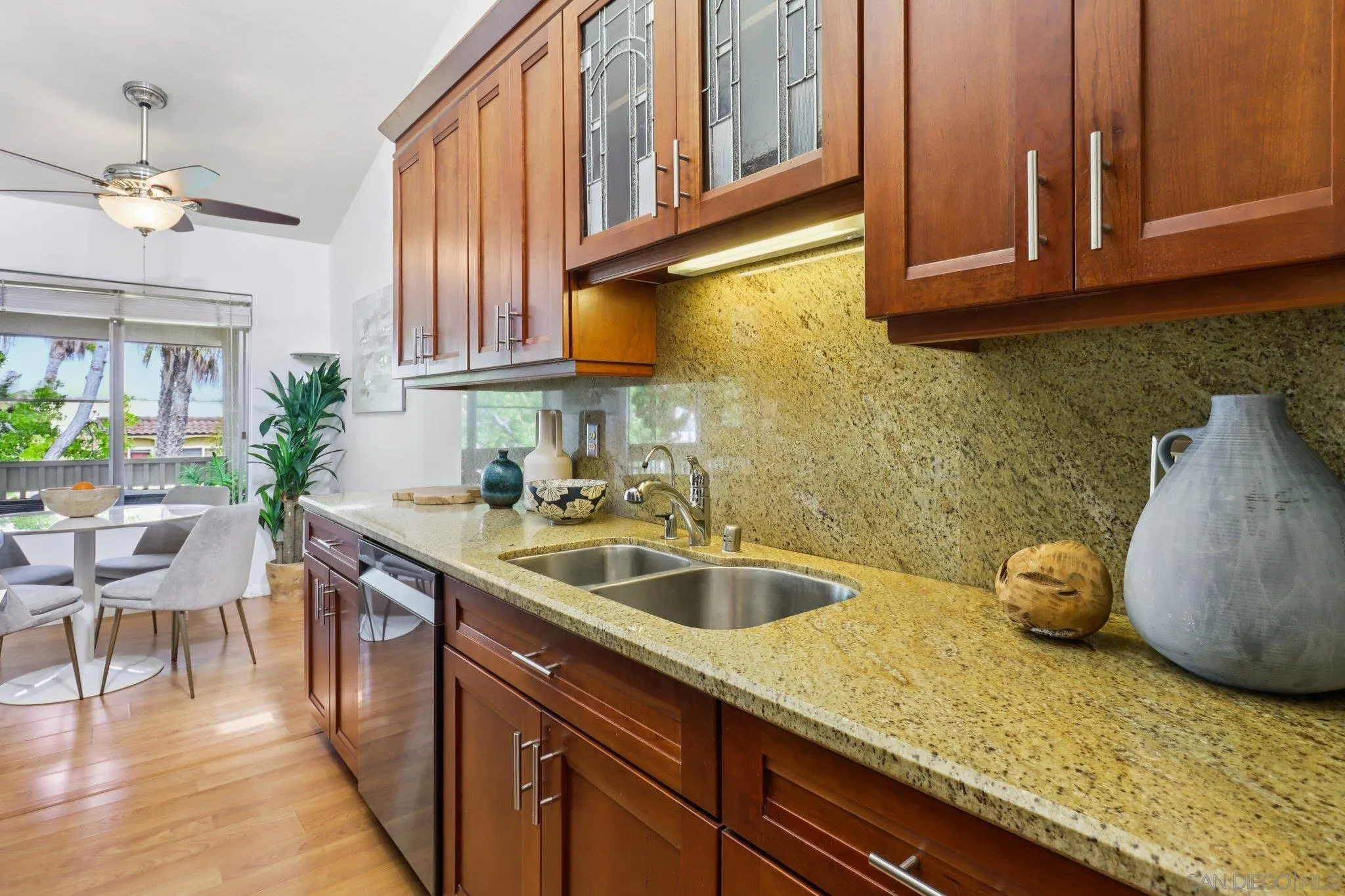 https://cdn.realtyfeed.com/cdn/127/250036327/d5fcb2b9c855a02f8addc2820cd1a742.webp