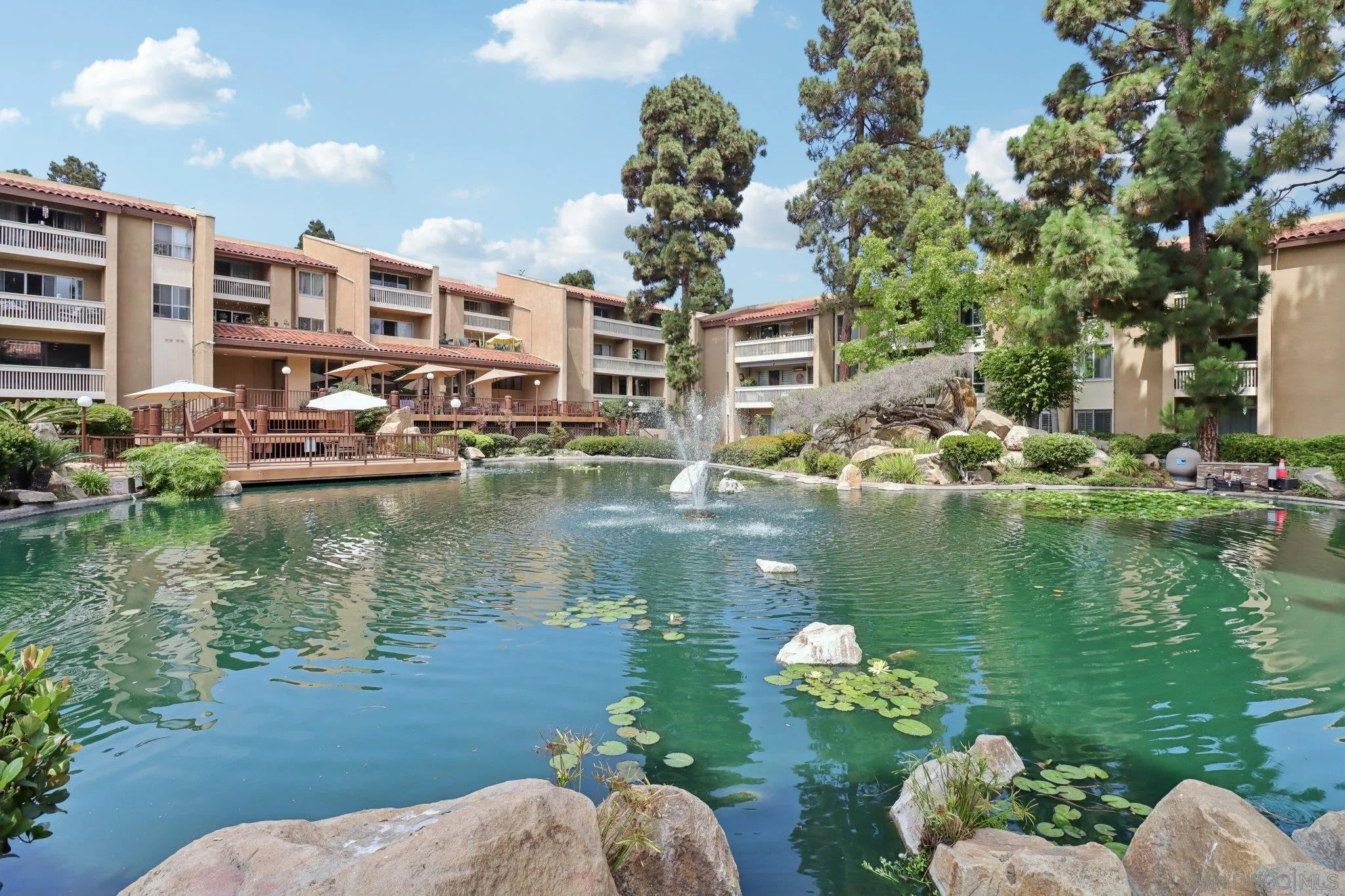 https://cdn.realtyfeed.com/cdn/127/250036327/de2e6e66f1c055a31a8f2c843f31dbfa.webp