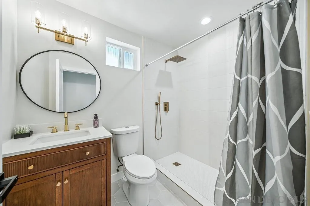 https://cdn.realtyfeed.com/cdn/127/250036329/2a1453a50ff5c53fa89cd0ca7587dae8.webp