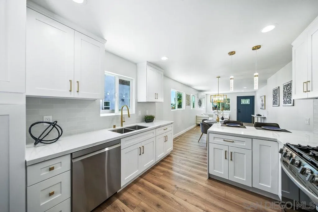 https://cdn.realtyfeed.com/cdn/127/250036329/9690c10b2e1ecef3b61a5dcd8acc0db3.webp