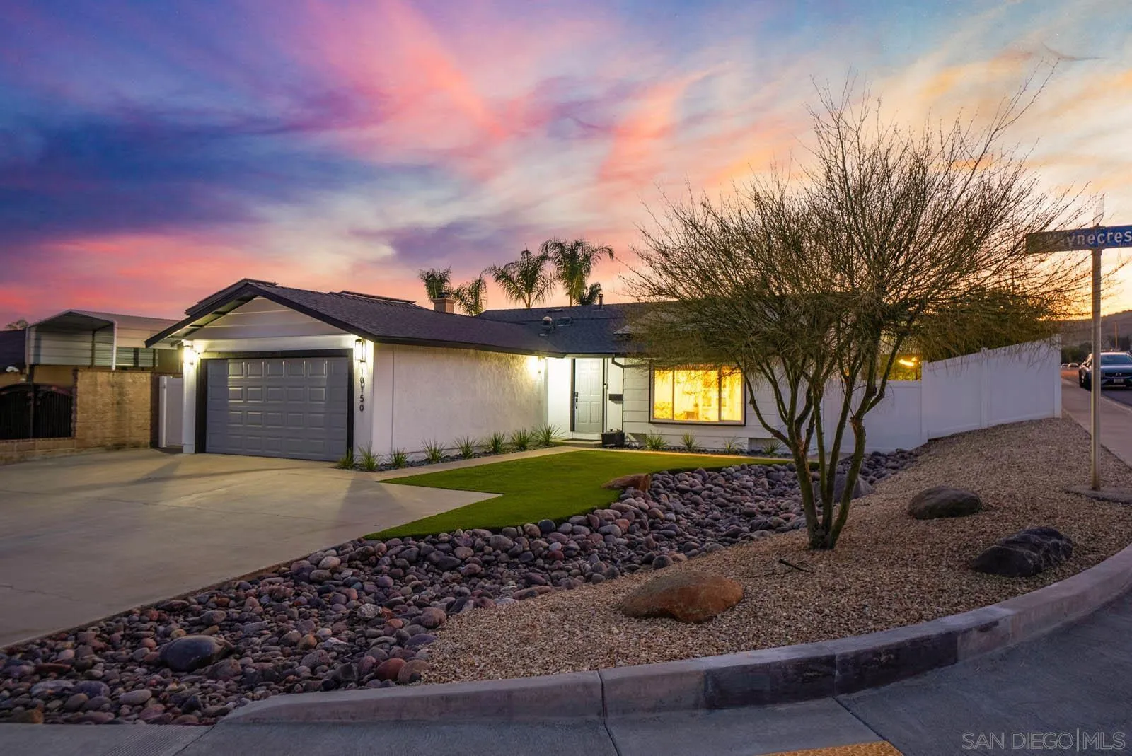 https://cdn.realtyfeed.com/cdn/127/250036332/2ff3c9beafac2457cba11ceb3606c813.webp