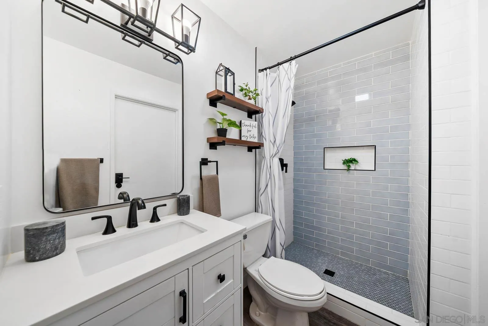 https://cdn.realtyfeed.com/cdn/127/250036332/3a0ab5f250f61a889f4592a8b6b20e6c.webp