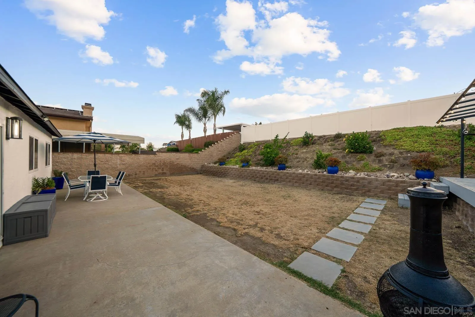https://cdn.realtyfeed.com/cdn/127/250036332/593c20d0a0b22ea0c20a298a3969cd16.webp