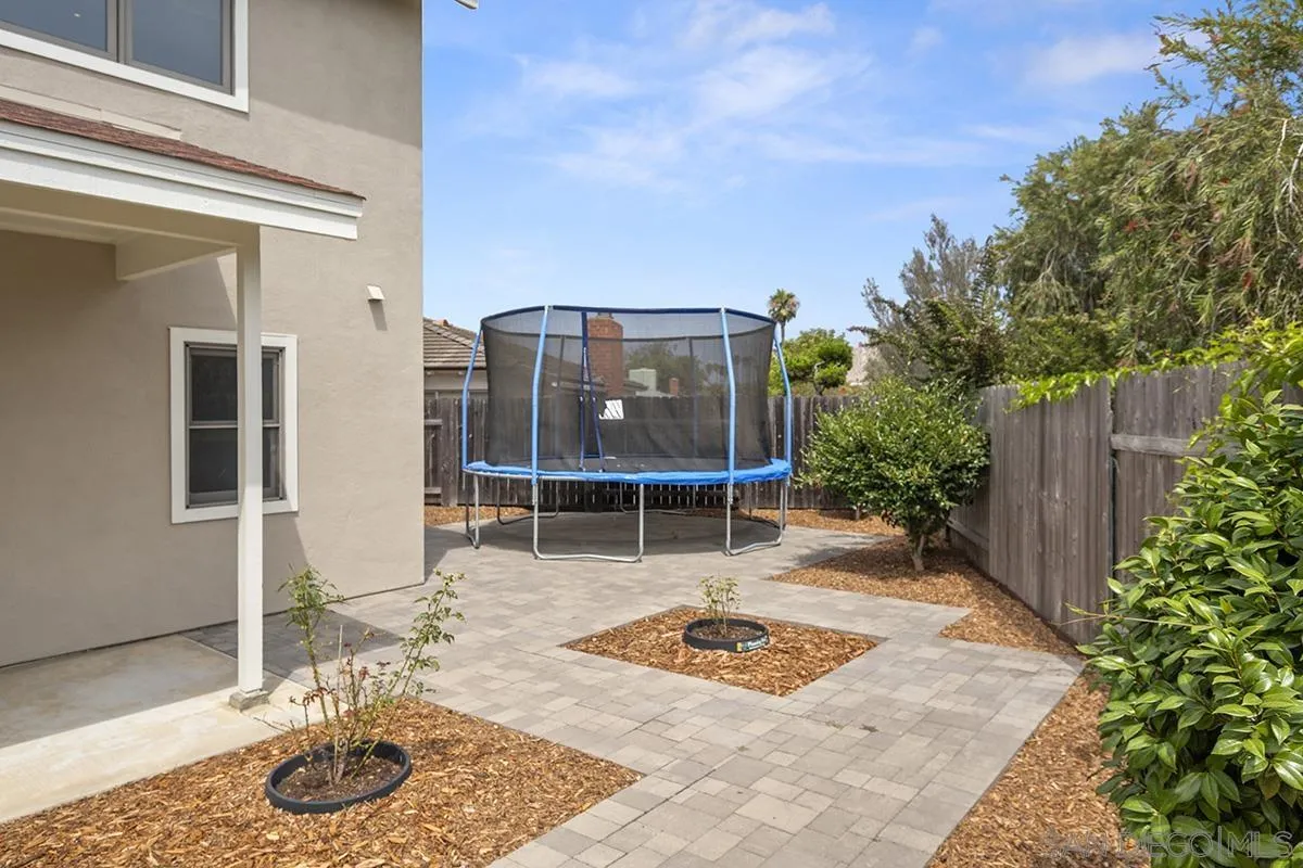 https://cdn.realtyfeed.com/cdn/127/250036336/9b414d1c1cbfecb617b9faa89e2121da.webp