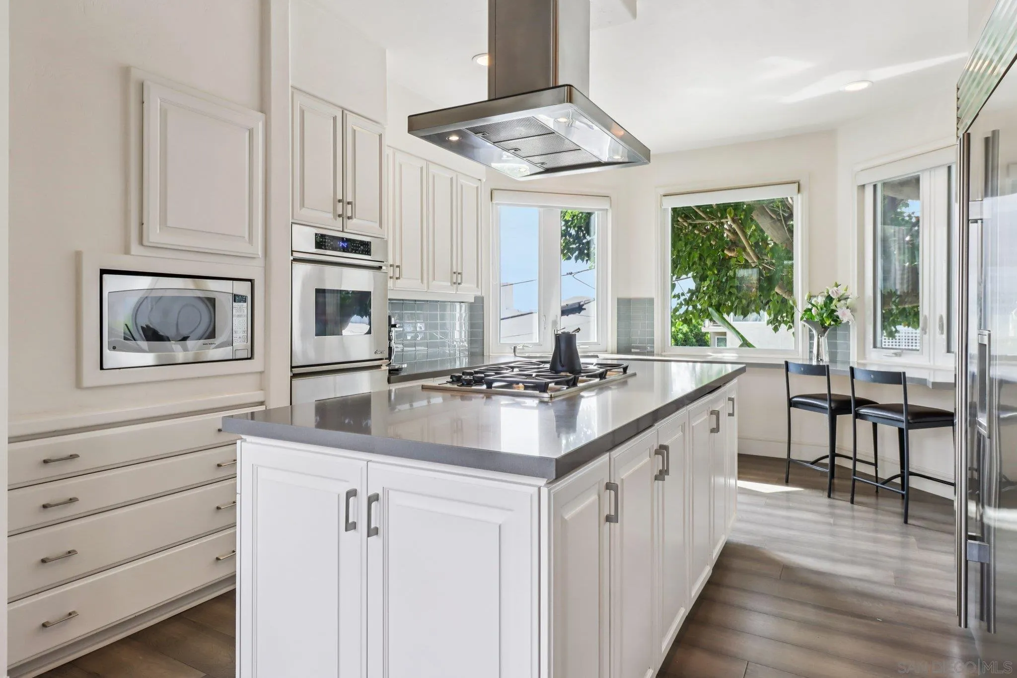 https://cdn.realtyfeed.com/cdn/127/250036338/48b8a3f967919bde29a939bf16974247.webp