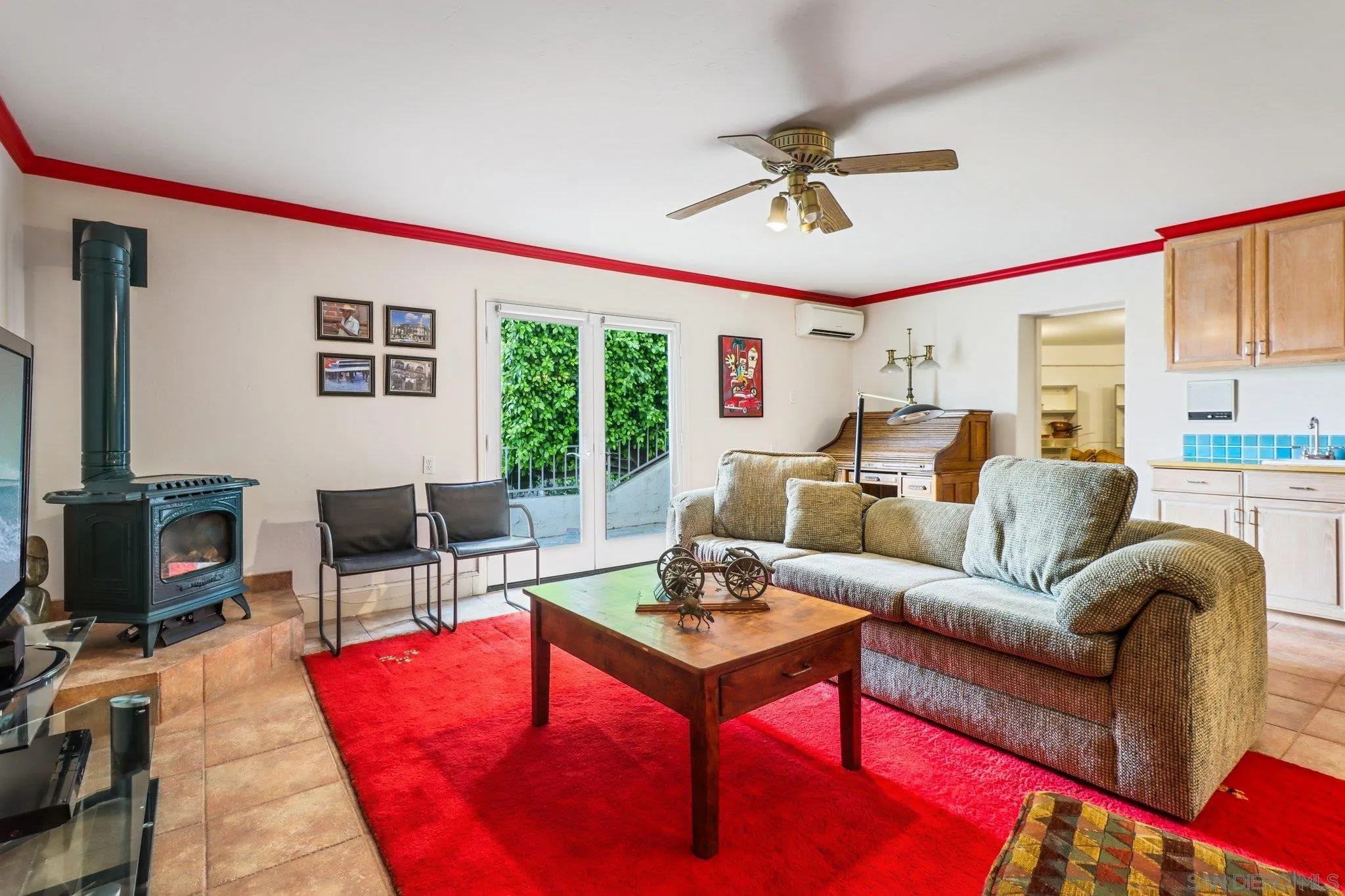 https://cdn.realtyfeed.com/cdn/127/250036338/7043a41df7116e80167d2bfc63ce93d0.webp