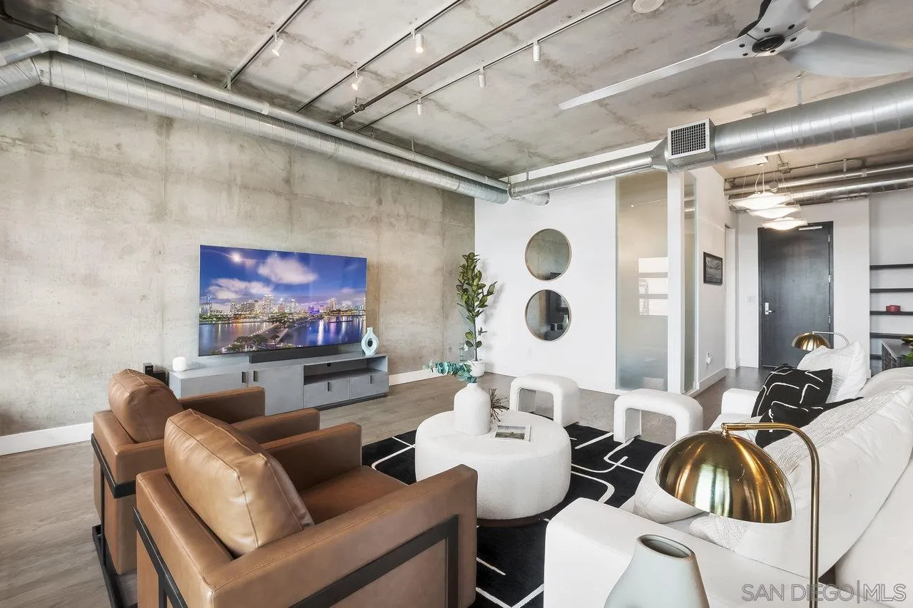 https://cdn.realtyfeed.com/cdn/127/250036340/4ac02df9be77a47d35cac4e12beb58f4.webp