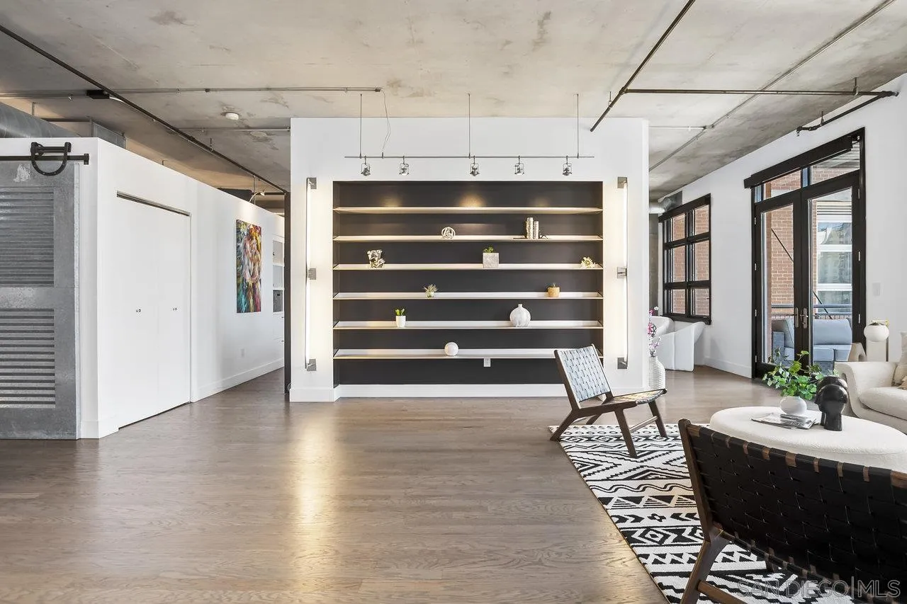 https://cdn.realtyfeed.com/cdn/127/250036340/50e772929057bd71ce58926e1af02772.webp