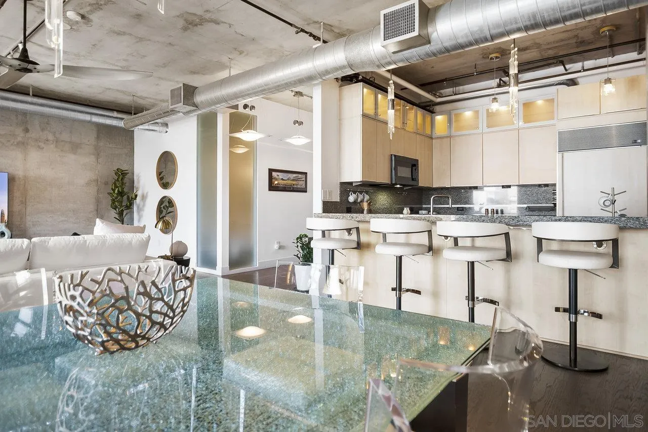 https://cdn.realtyfeed.com/cdn/127/250036340/5420bb6a4766550985e21e390880e0ba.webp