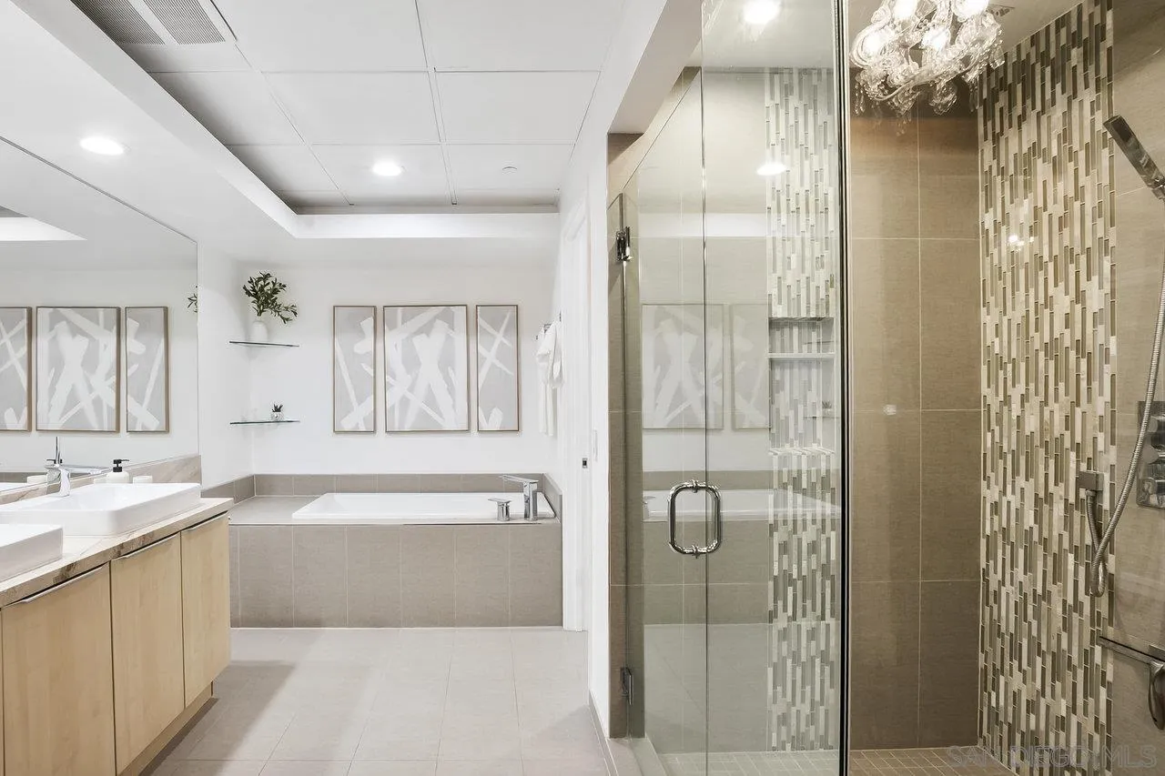 https://cdn.realtyfeed.com/cdn/127/250036340/7998732dd28bb3e9ed1160fd6efaa6e5.webp