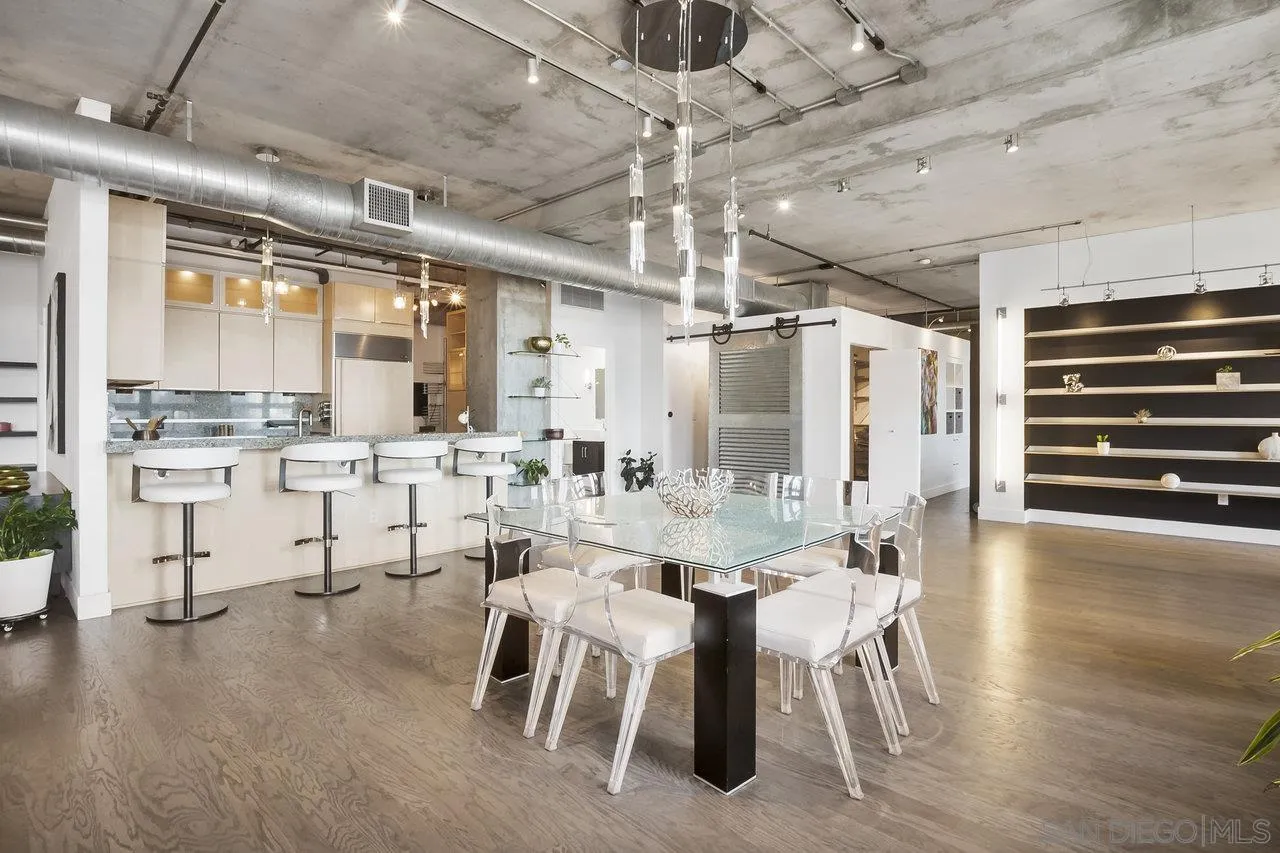 https://cdn.realtyfeed.com/cdn/127/250036340/be9029304b53d5c540a4a9a37671213d.webp