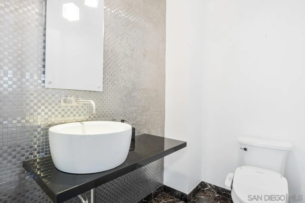 https://cdn.realtyfeed.com/cdn/127/250036340/c1f4a740e45065f13760d8d8654f08df.webp