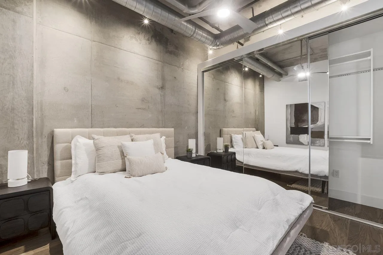 https://cdn.realtyfeed.com/cdn/127/250036340/f3419d4a5fea8d5d3eb00efcf4a4826b.webp