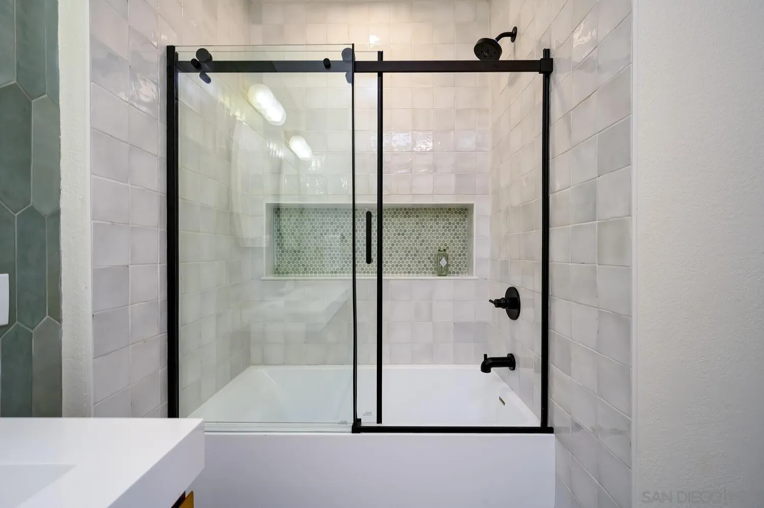 https://cdn.realtyfeed.com/cdn/127/250036344/dd4efb686153369c14ac5e901e7d09d2.webp