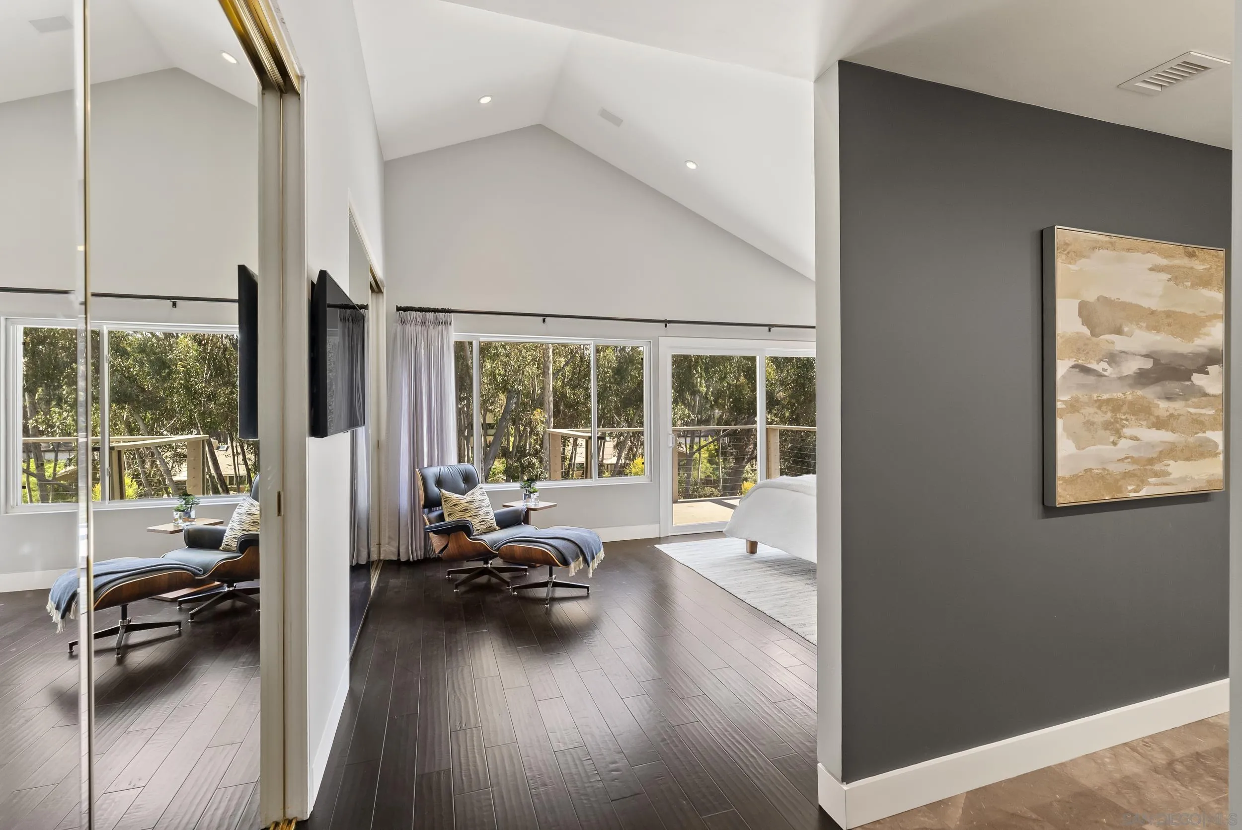 https://cdn.realtyfeed.com/cdn/127/250036345/027d1d1c5db9d7192f05f18c6069a9e0.webp
