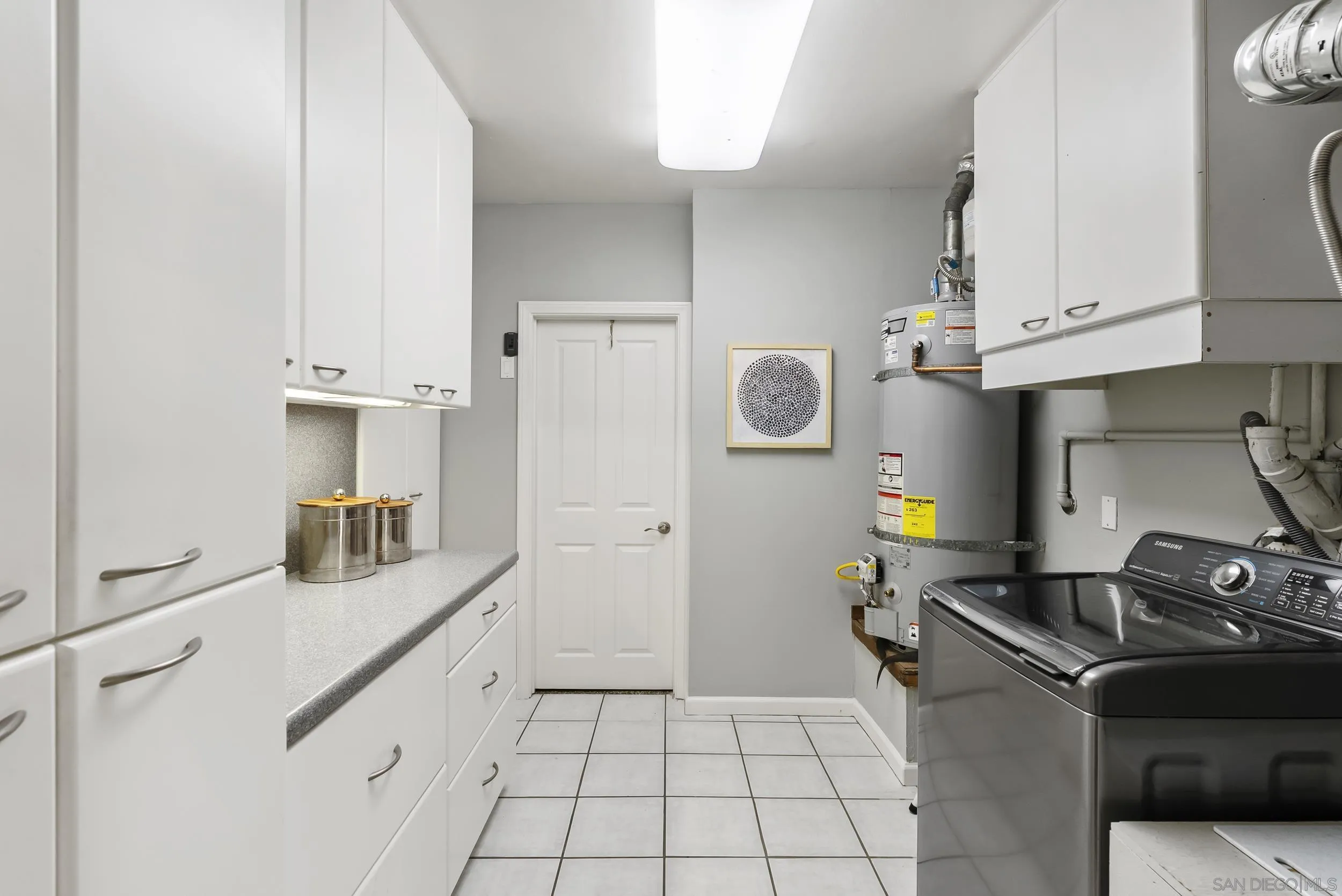 https://cdn.realtyfeed.com/cdn/127/250036345/05f99c638065f8aa440cb5b6f0805a3f.webp