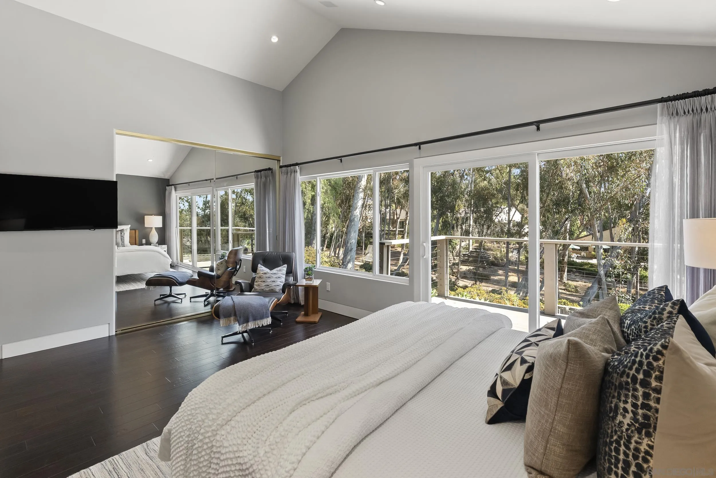 https://cdn.realtyfeed.com/cdn/127/250036345/7e3f7025da4df4b8449f9e0da605ab40.webp