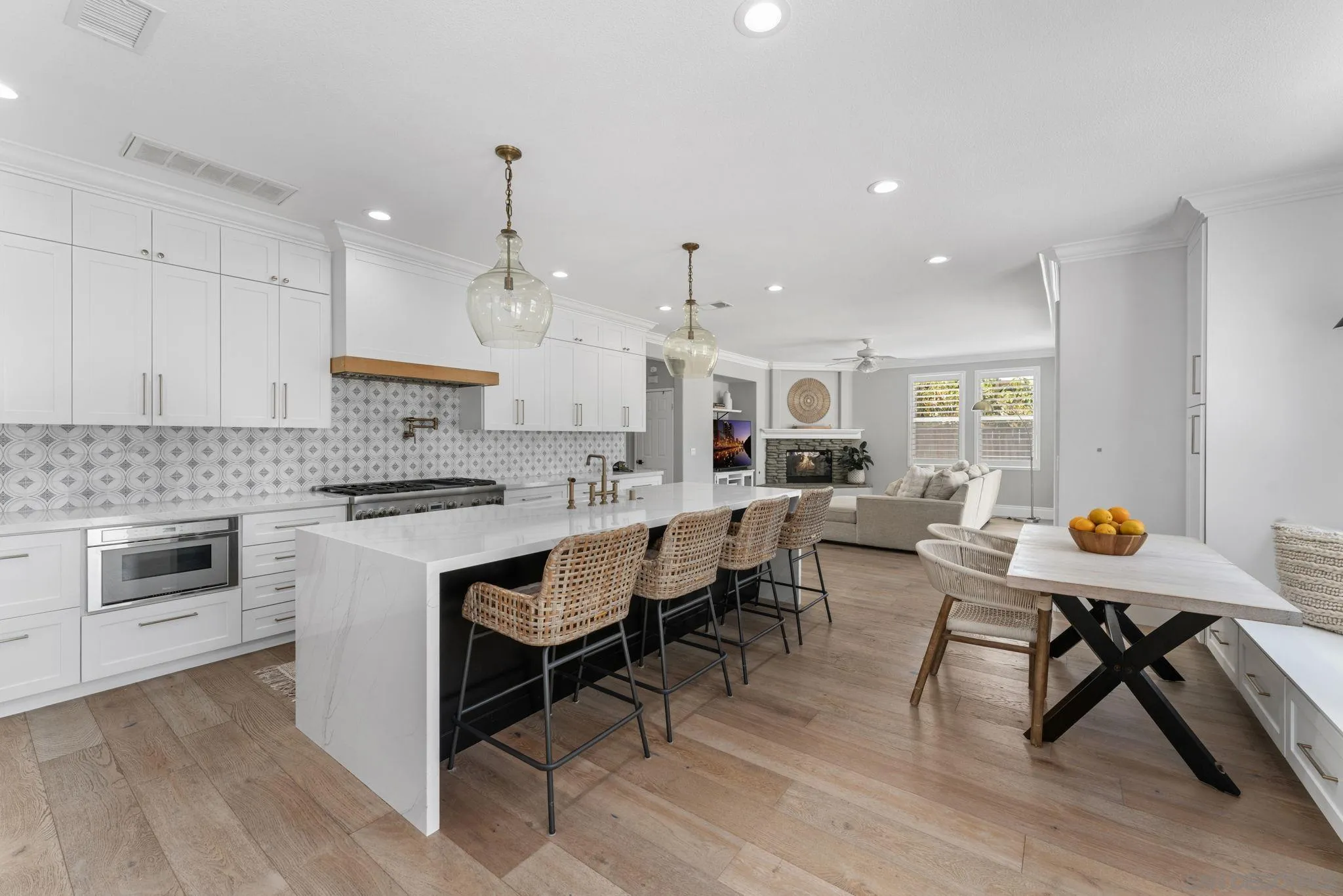 https://cdn.realtyfeed.com/cdn/127/250036346/10b047be0ef5f90847938656c40229a2.webp