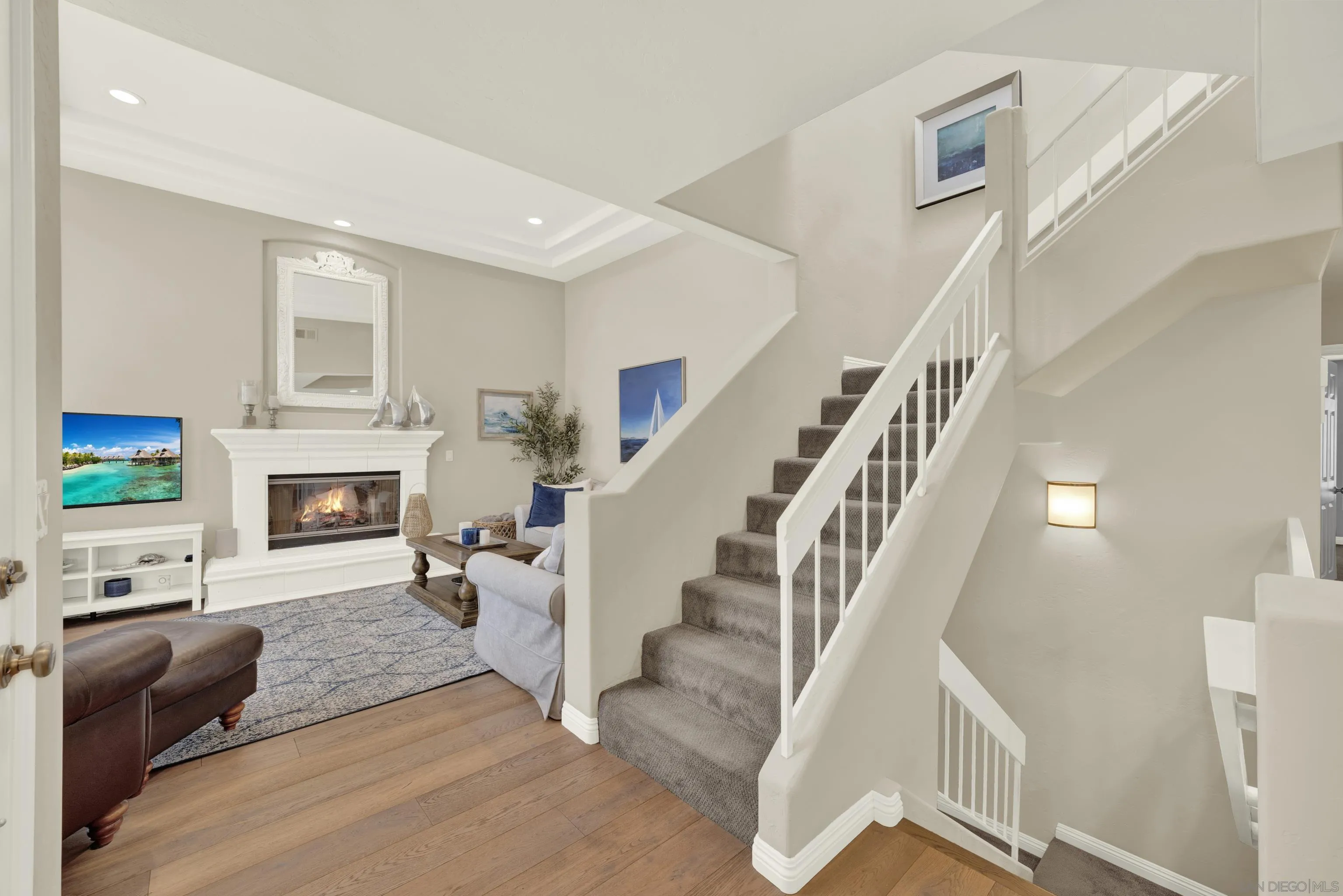 https://cdn.realtyfeed.com/cdn/127/250036347/153cf3a00fc9275ae282cab7272859d1.webp