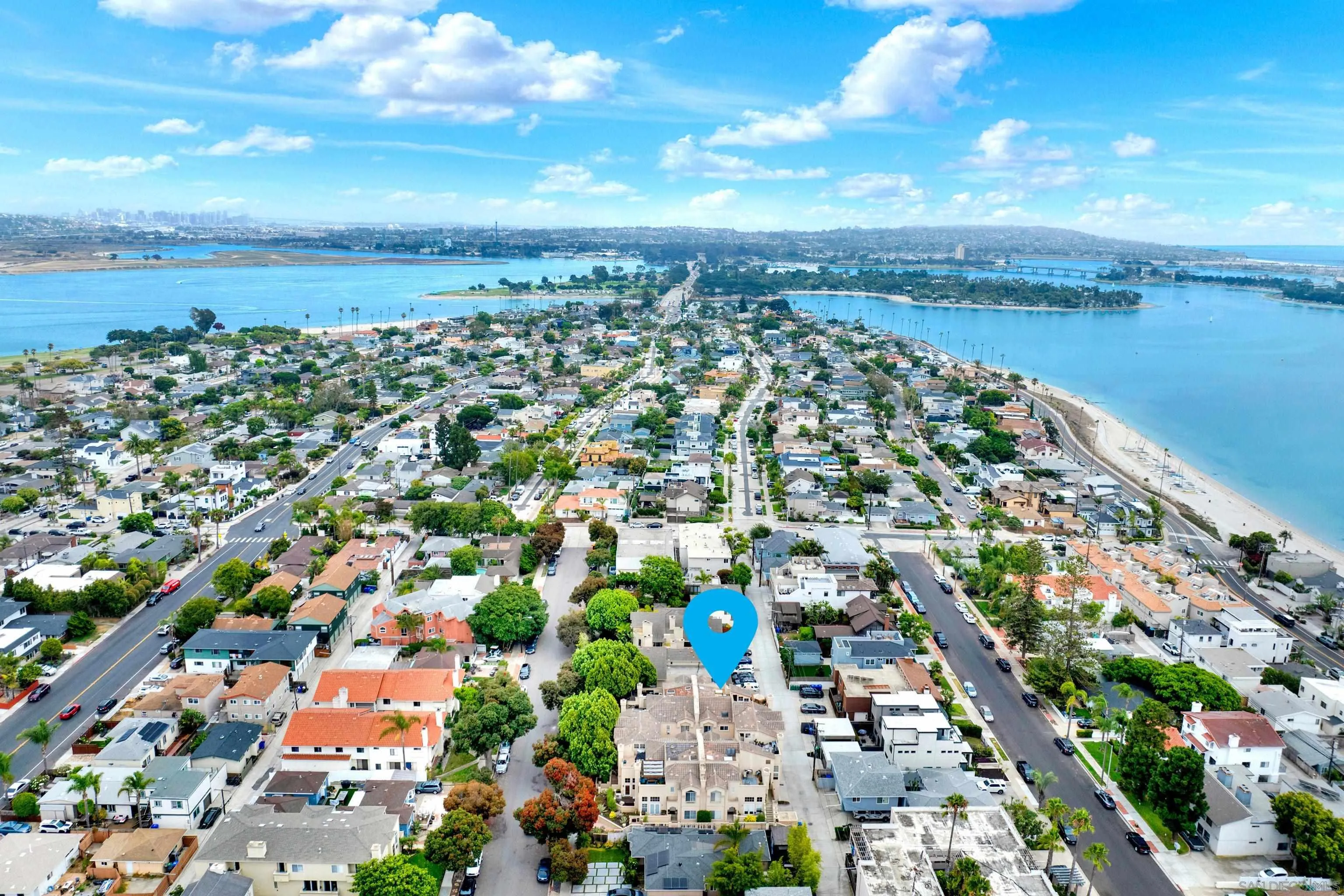 https://cdn.realtyfeed.com/cdn/127/250036347/3b21a5f615062dc1cb6fa759ab6cdbfe.webp