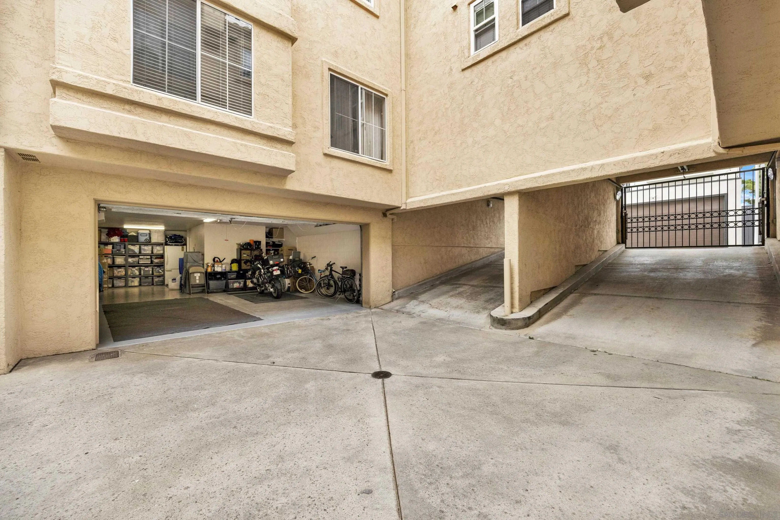 https://cdn.realtyfeed.com/cdn/127/250036347/4822c3e50886f4719ab914bb9a605fe7.webp