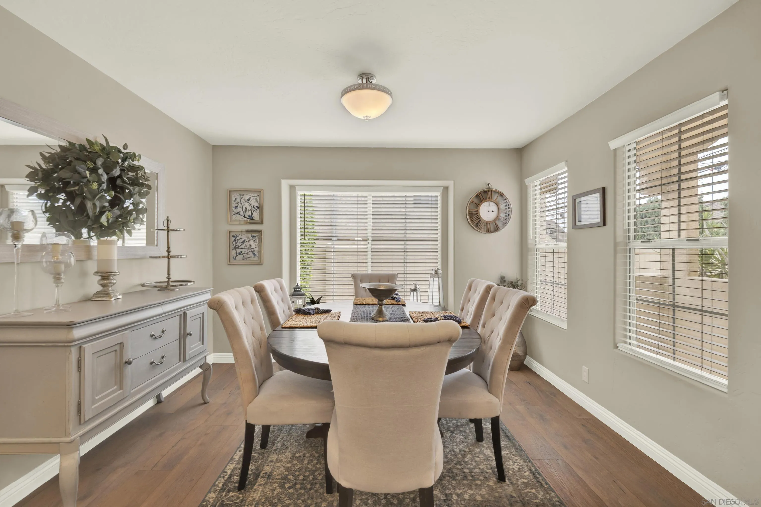 https://cdn.realtyfeed.com/cdn/127/250036347/623c9791b1d1eb6fe87c36baf3278eda.webp