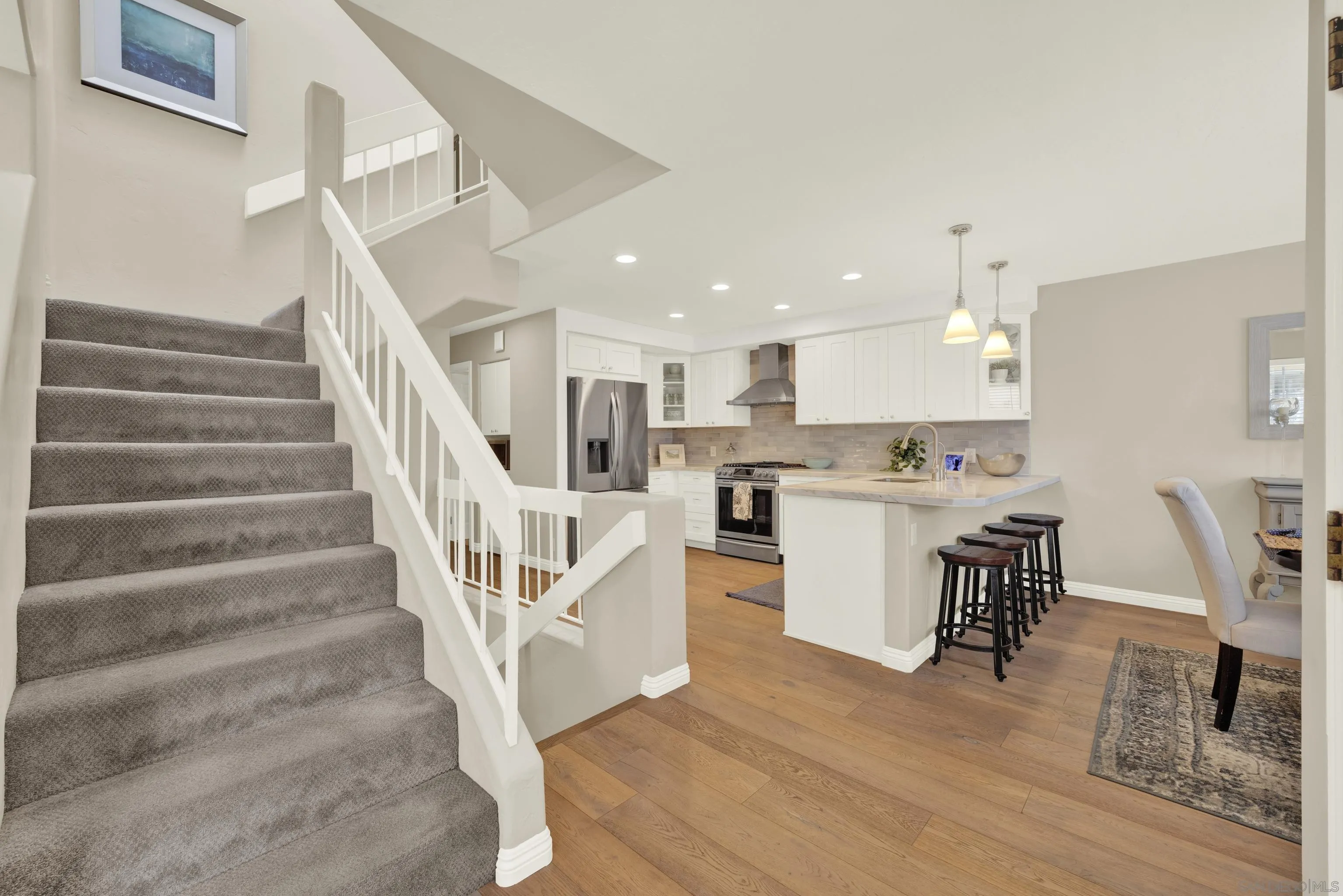 https://cdn.realtyfeed.com/cdn/127/250036347/b2ac2c2d6e6db6359d47b9b6a1411f5b.webp