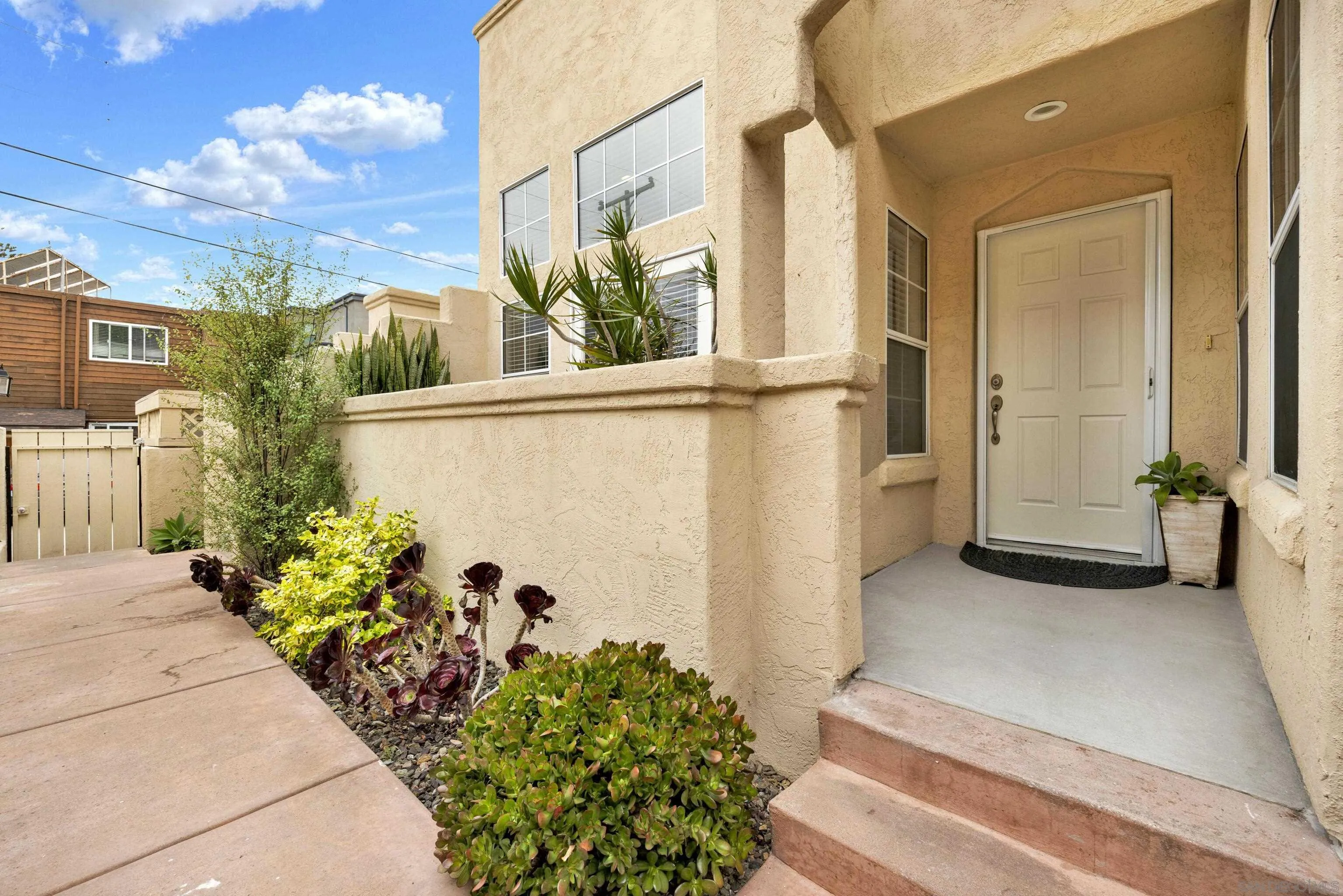 https://cdn.realtyfeed.com/cdn/127/250036347/d1afb1db67cffe2d7a4ae3cd9cba7411.webp