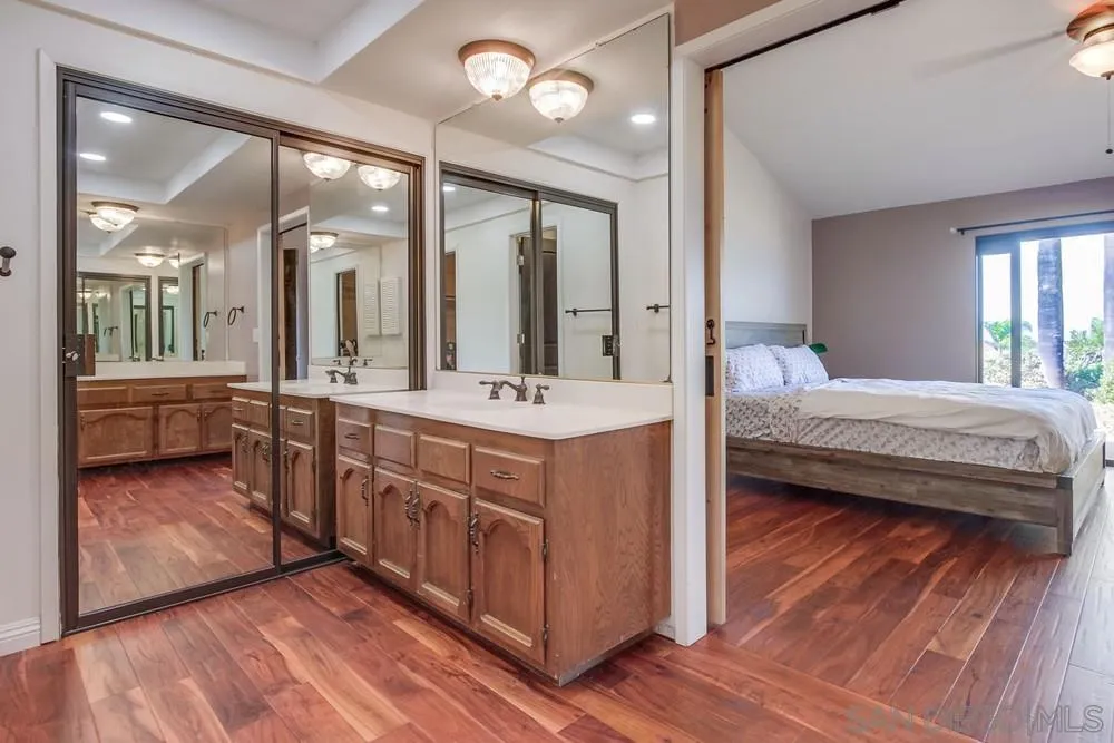 https://cdn.realtyfeed.com/cdn/127/250036353/c7518114c0a8d9bbf5dabef3b777adf7.webp