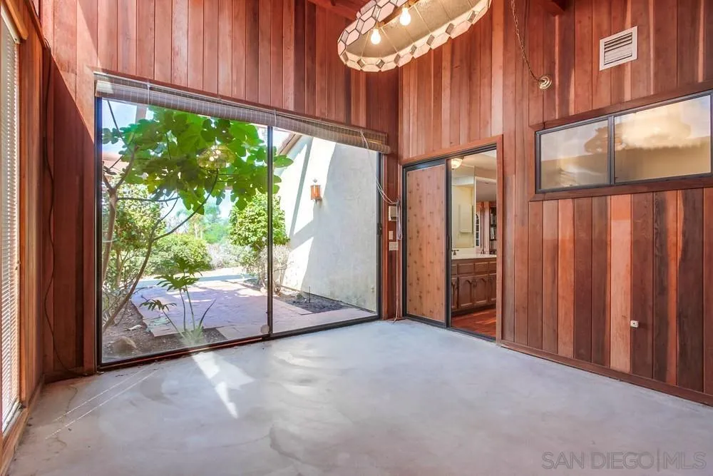 https://cdn.realtyfeed.com/cdn/127/250036353/e4a8d83b0caccb3b885bbc0be41dedfe.webp