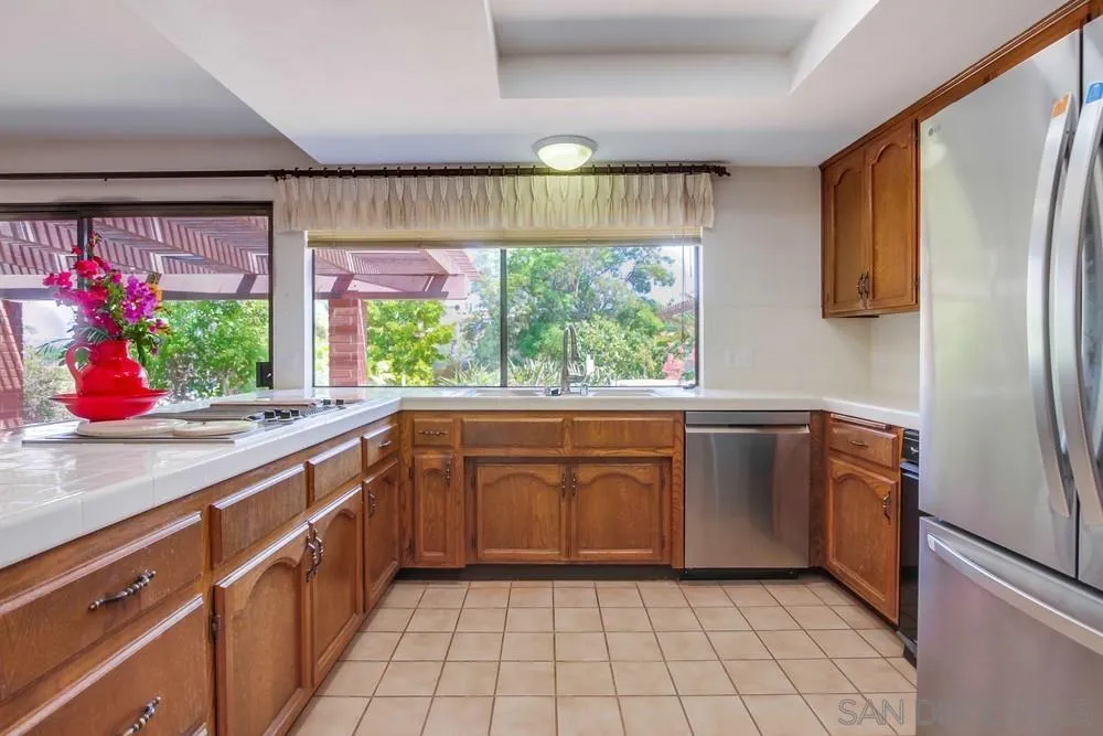 https://cdn.realtyfeed.com/cdn/127/250036353/f66c4850e765c15944ca12efa92756ae.webp