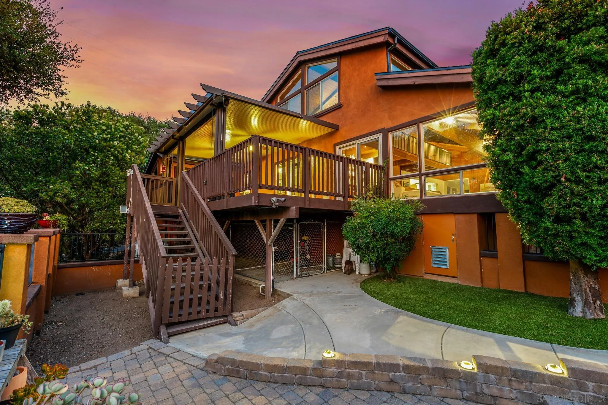 https://cdn.realtyfeed.com/cdn/127/250036362/4048e6ff8bb91900c76af6aa17c8cbe6.webp