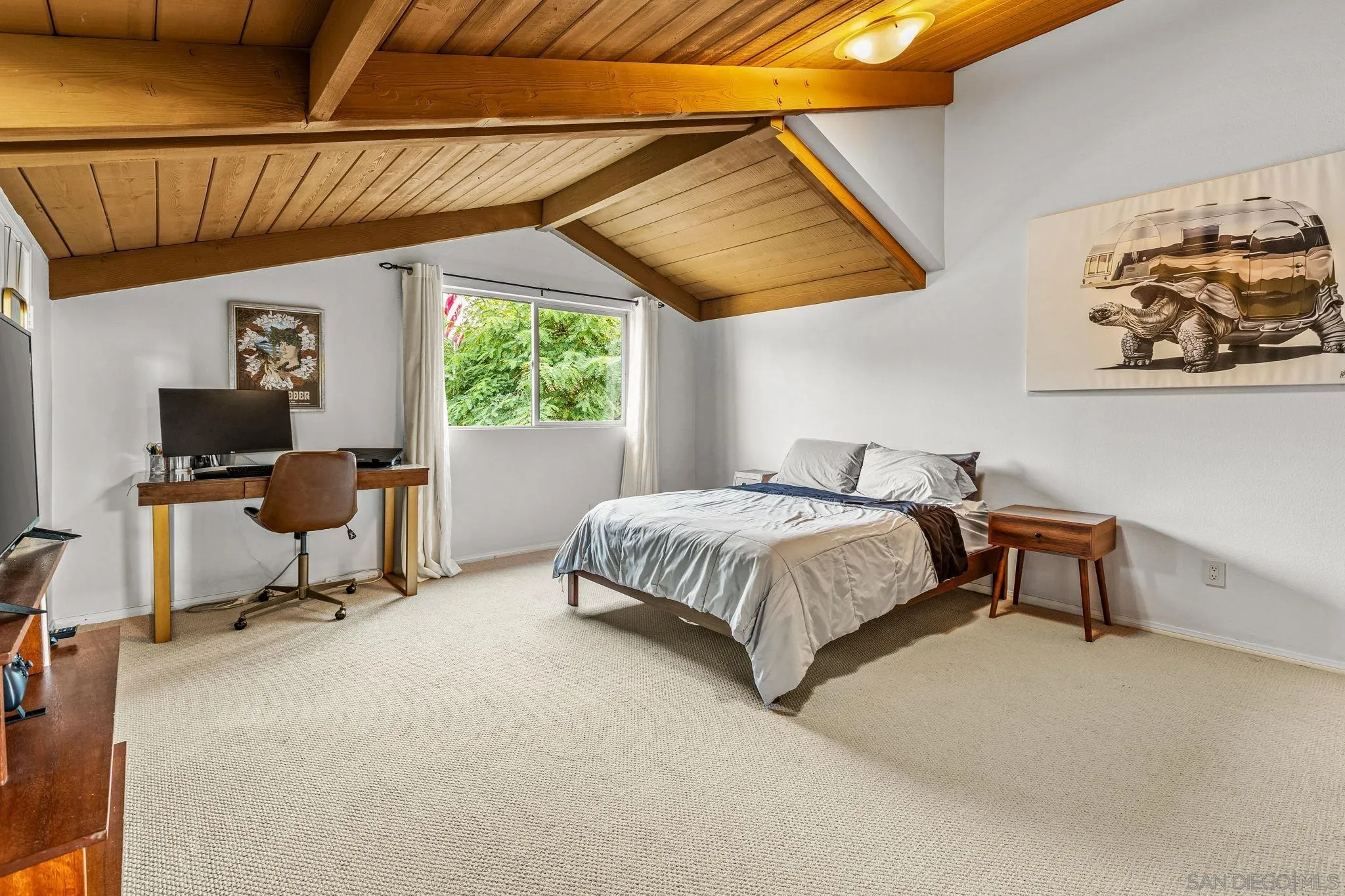 https://cdn.realtyfeed.com/cdn/127/250036362/89a895bcd7be57906a13cdd3900def7b.webp